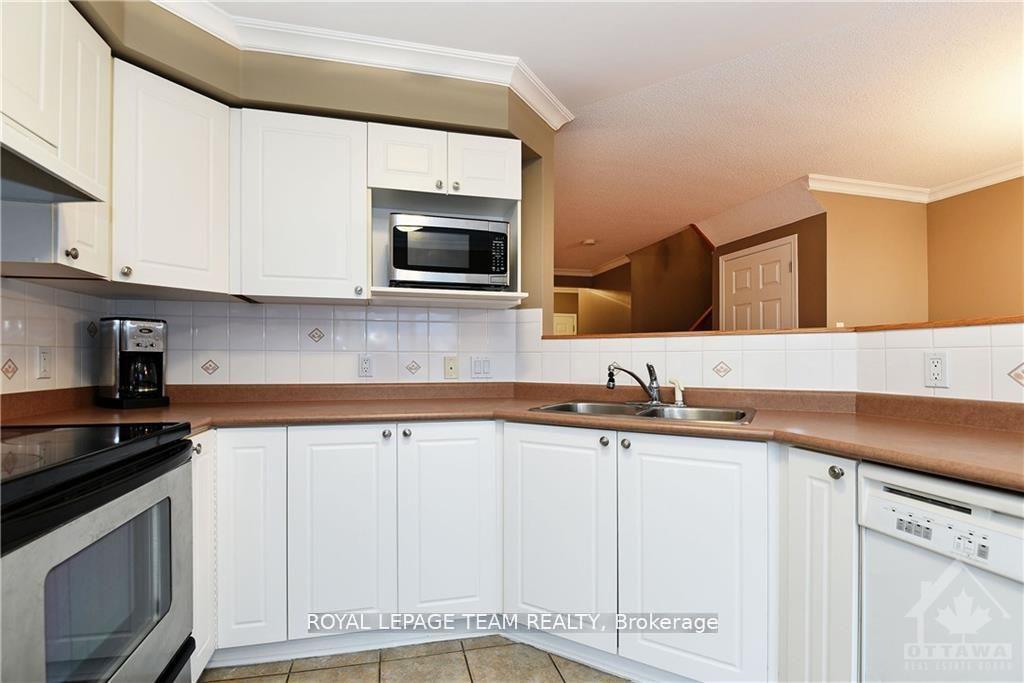Photo 10 of 951 Goose River Avenue, Ottawa, Riverside South/Gloucester Glen — HOMEH