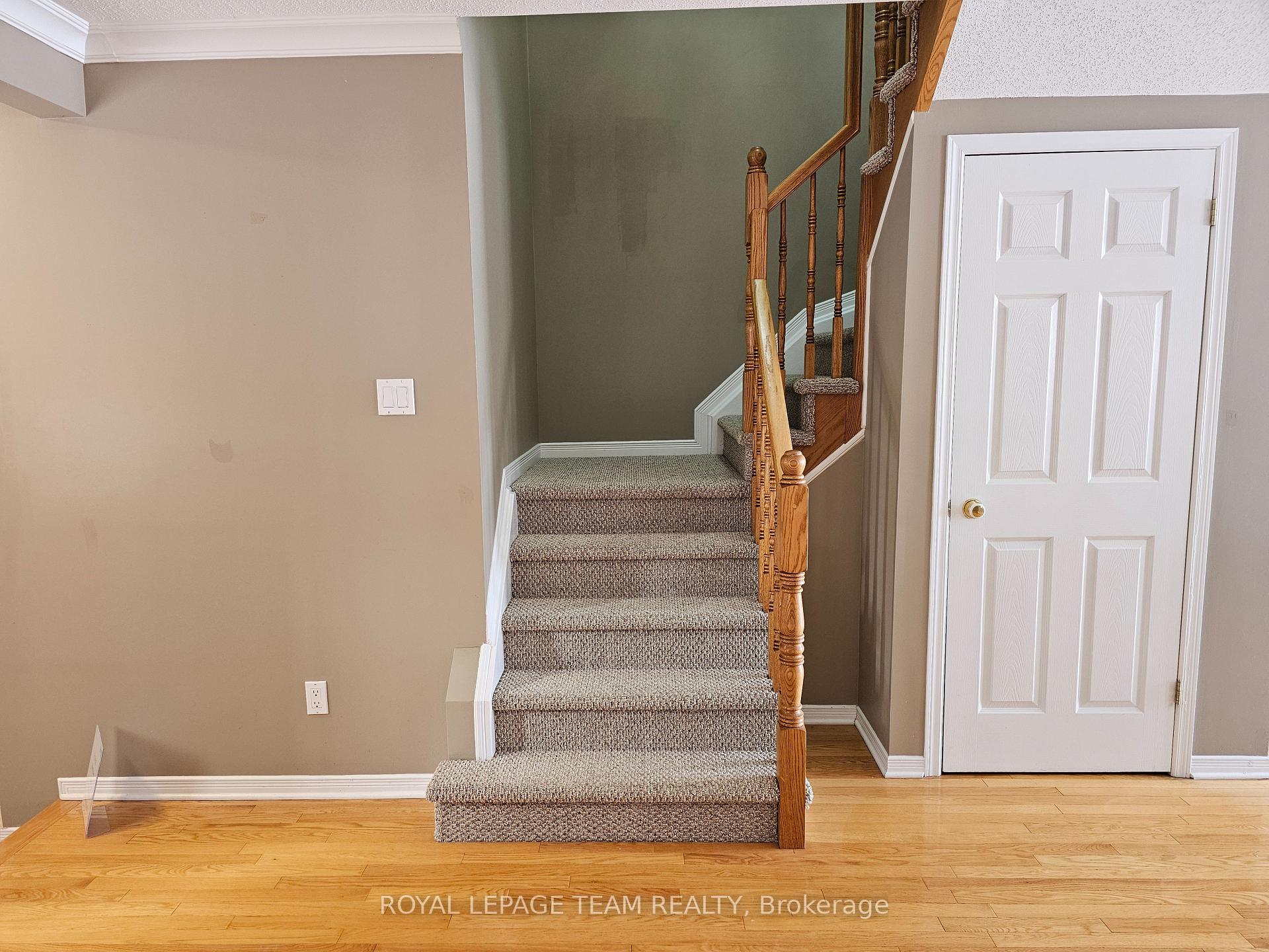 Photo 16 of 951 Goose River Avenue, Ottawa, Riverside South/Gloucester Glen — HOMEH
