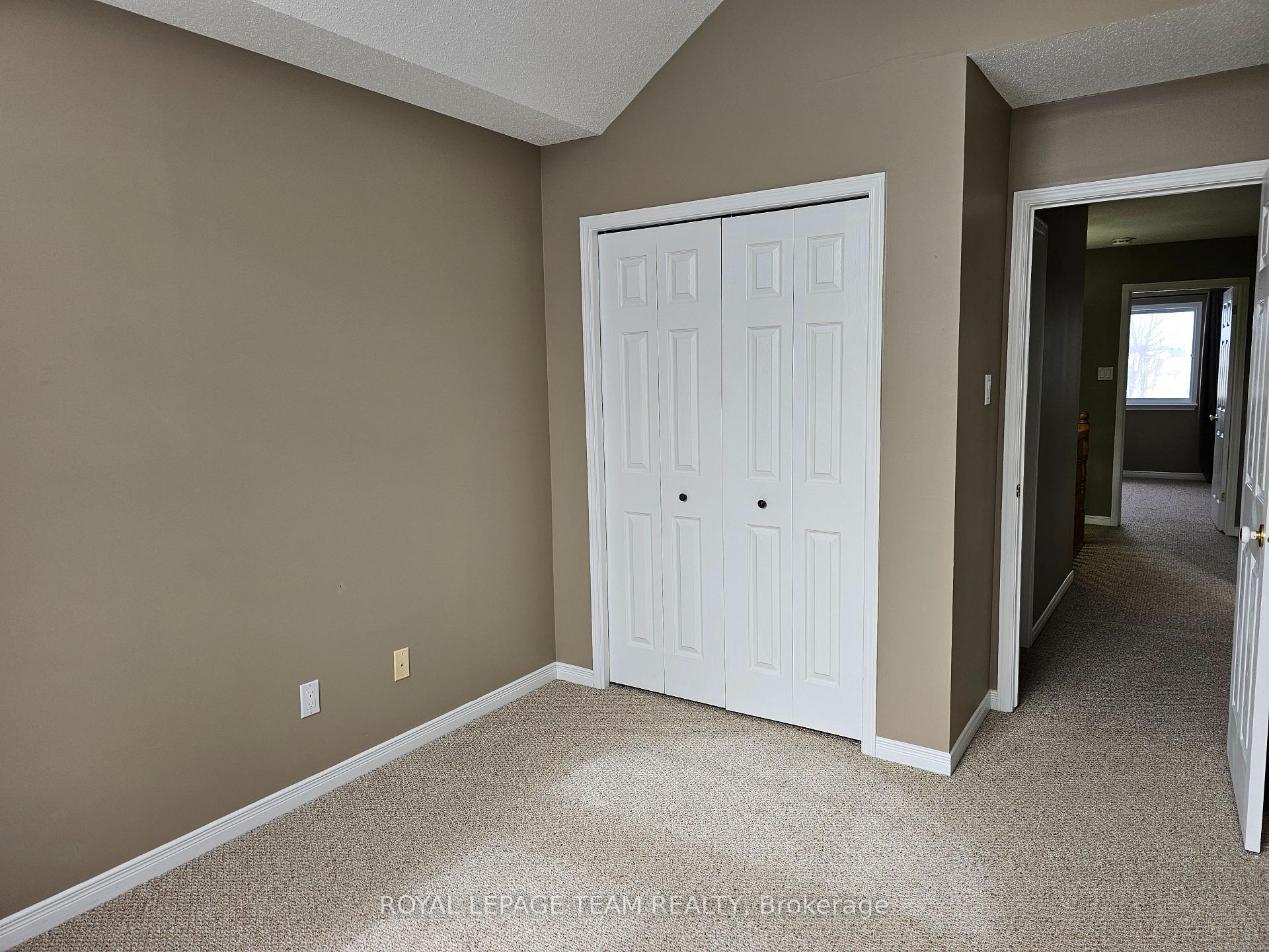 Photo 19 of 951 Goose River Avenue, Ottawa, Riverside South/Gloucester Glen — HOMEH