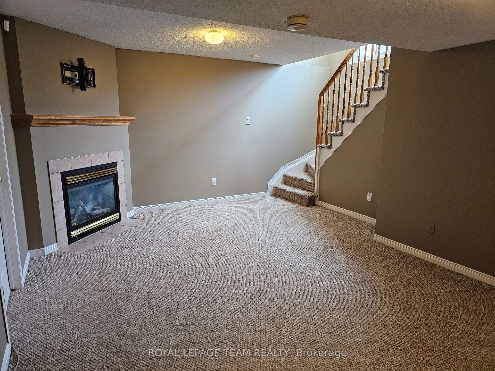 Photo 22 of 951 Goose River Avenue, Ottawa, Riverside South/Gloucester Glen — HOMEH