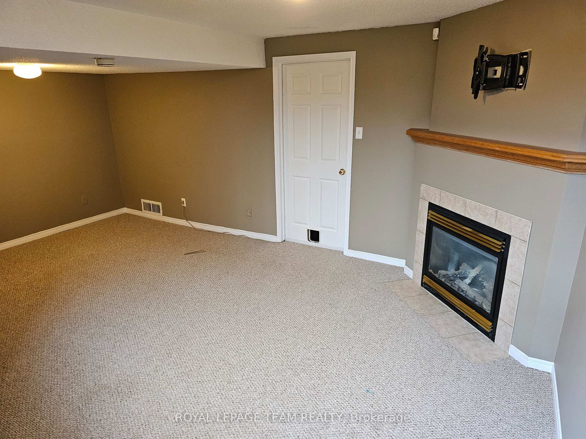 Photo 24 of 951 Goose River Avenue, Ottawa, Riverside South/Gloucester Glen — HOMEH