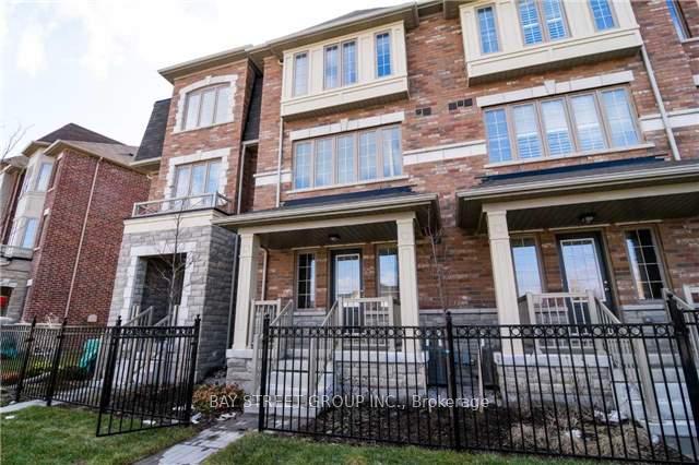 Photo 4 of 13 Telegraph Street, Brampton, Heart Lake East — HOMEH