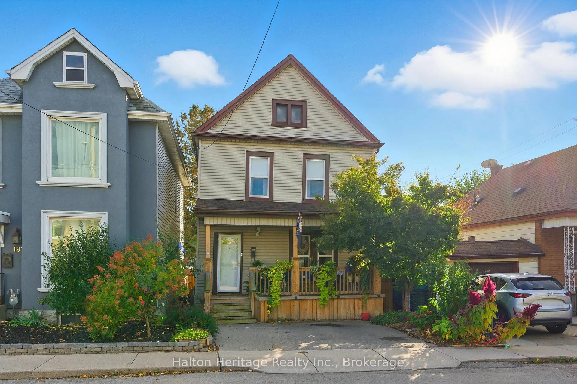 Photo 2 of 190 Wood Street E, Hamilton, North End — HOMEH