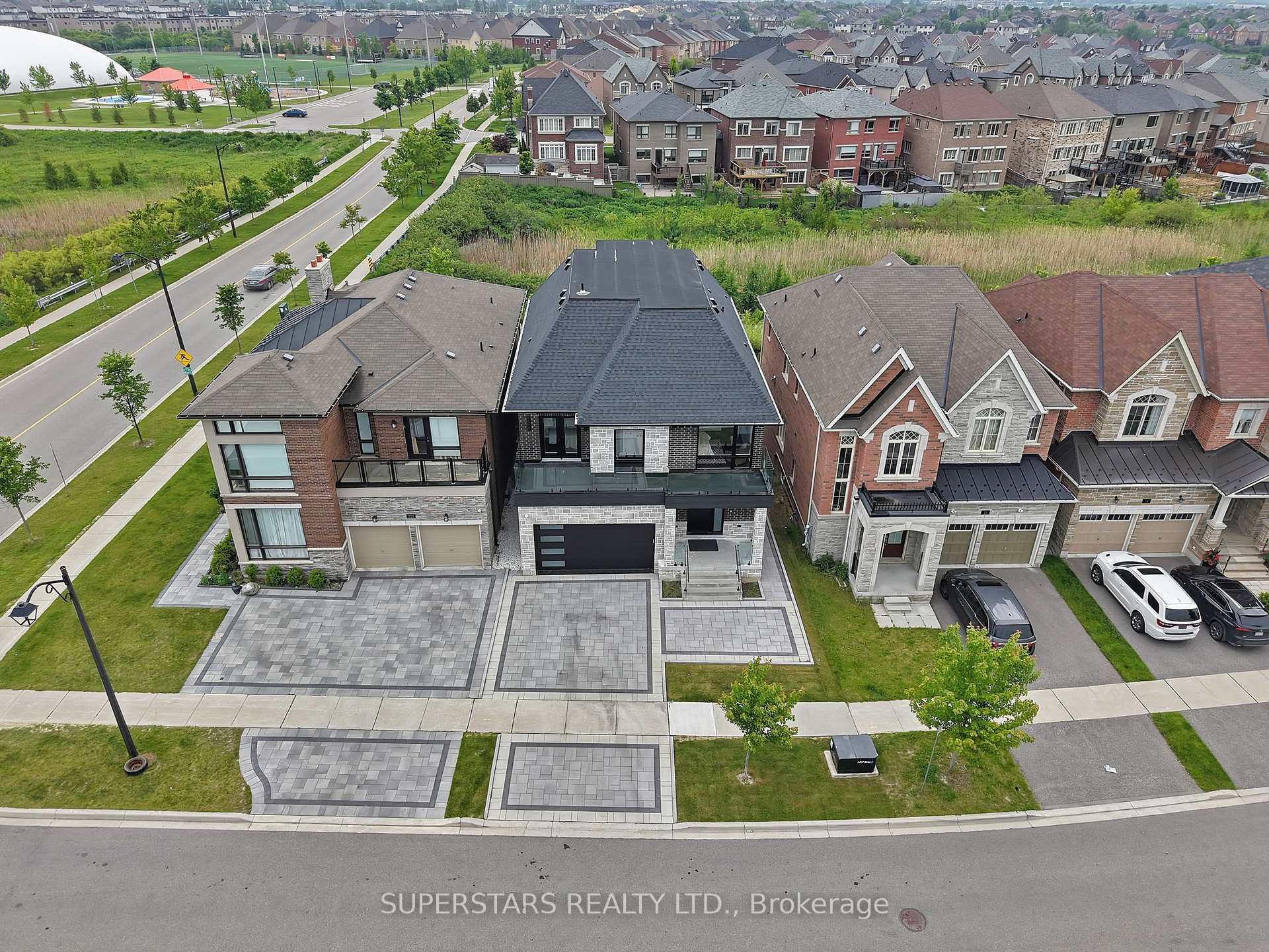 Photo 47 of 6 Conklin Crescent, Aurora, Rural Aurora — HOMEH
