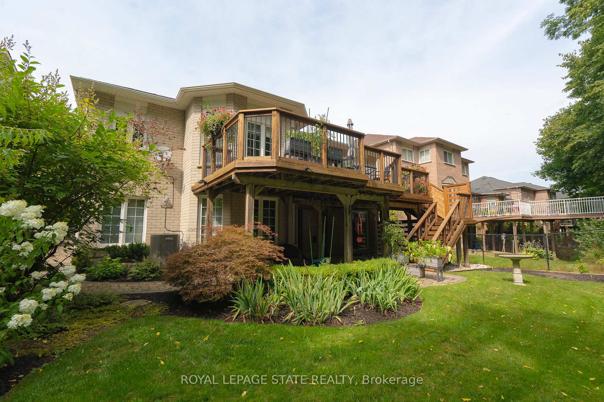 Photo 49 of 19 Brydale Court, Hamilton, Dundas — HOMEH