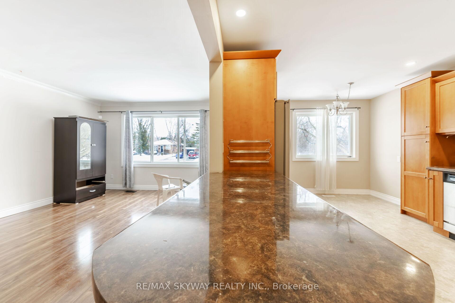 Photo 32 of 98 Jessie Street, Brampton, Downtown Brampton — HOMEH