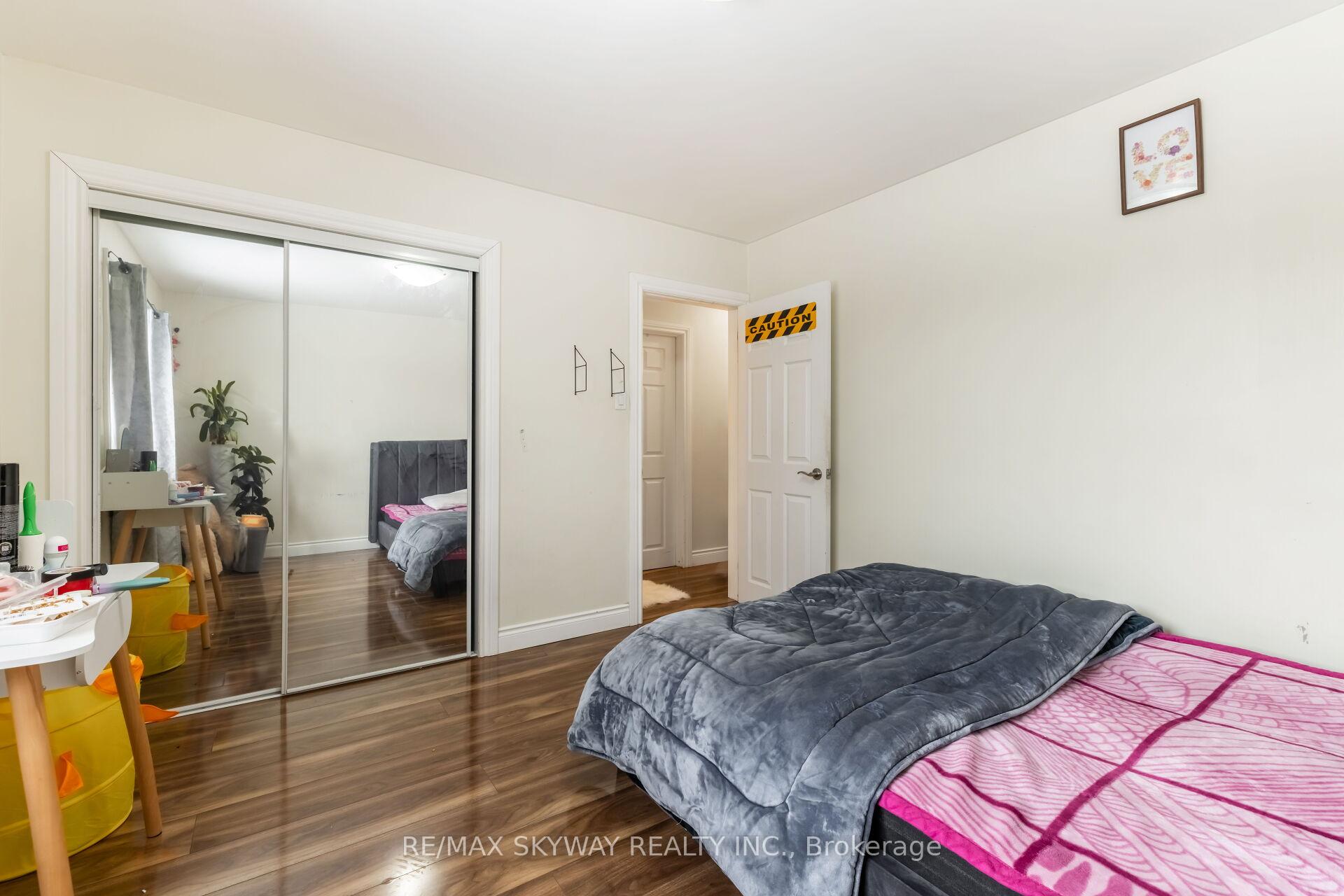 Photo 20 of 98 Jessie Street, Brampton, Downtown Brampton — HOMEH