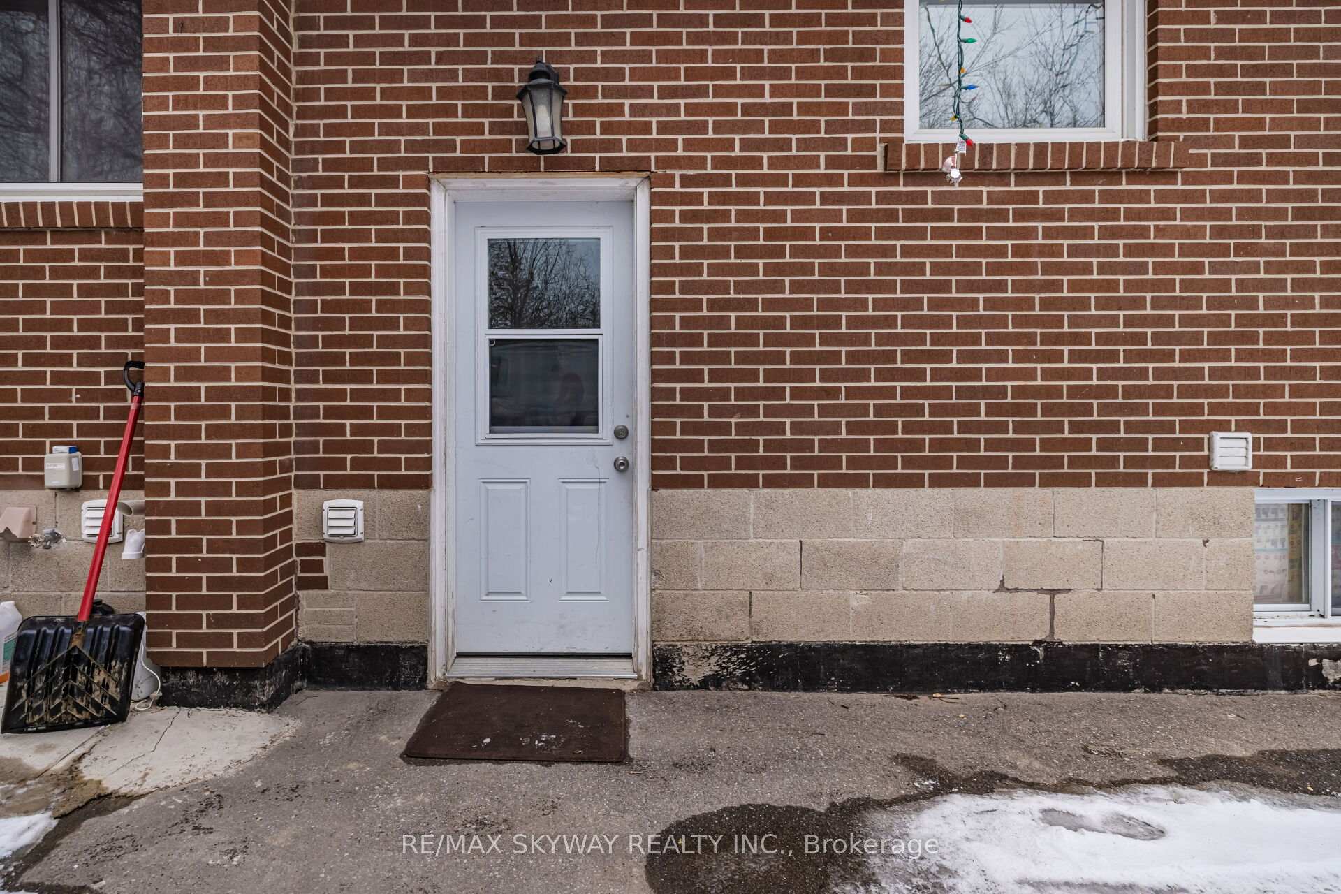Photo 24 of 98 Jessie Street, Brampton, Downtown Brampton — HOMEH