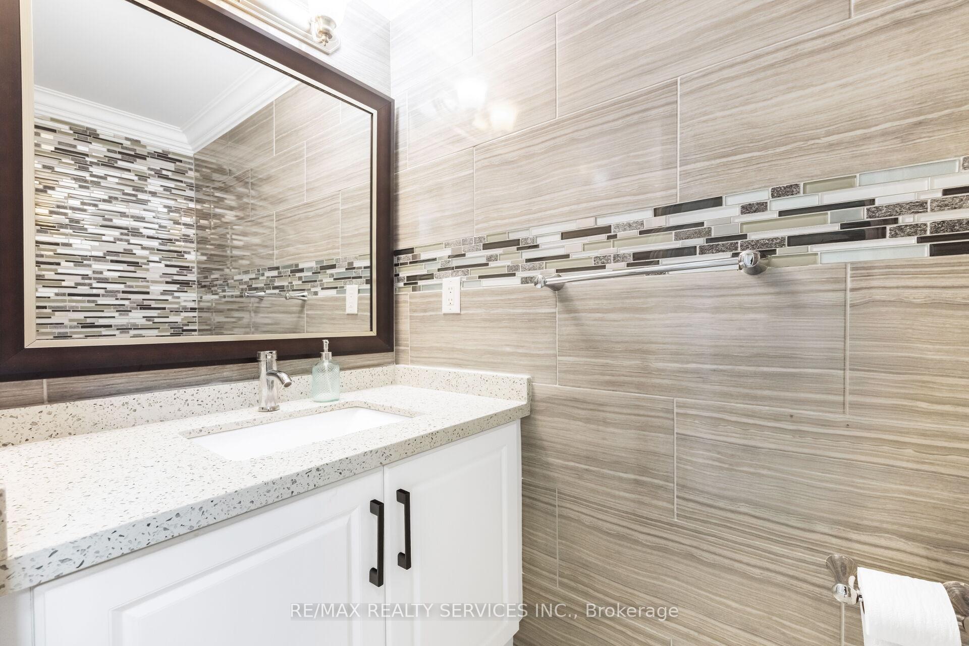 Photo 18 of 51 Midsummer Drive, Brampton, Bram East — HOMEH