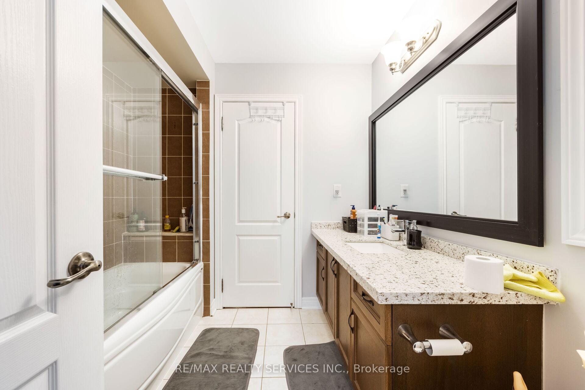 Photo 30 of 51 Midsummer Drive, Brampton, Bram East — HOMEH
