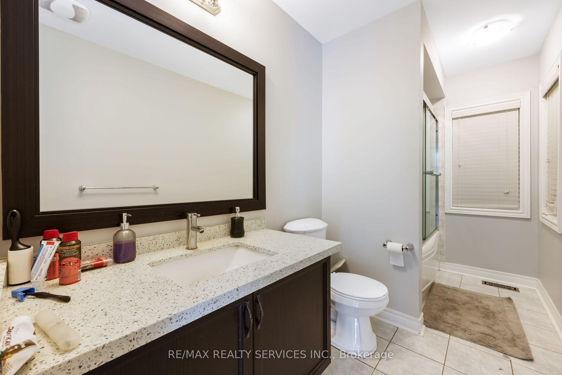 Photo 33 of 51 Midsummer Drive, Brampton, Bram East — HOMEH