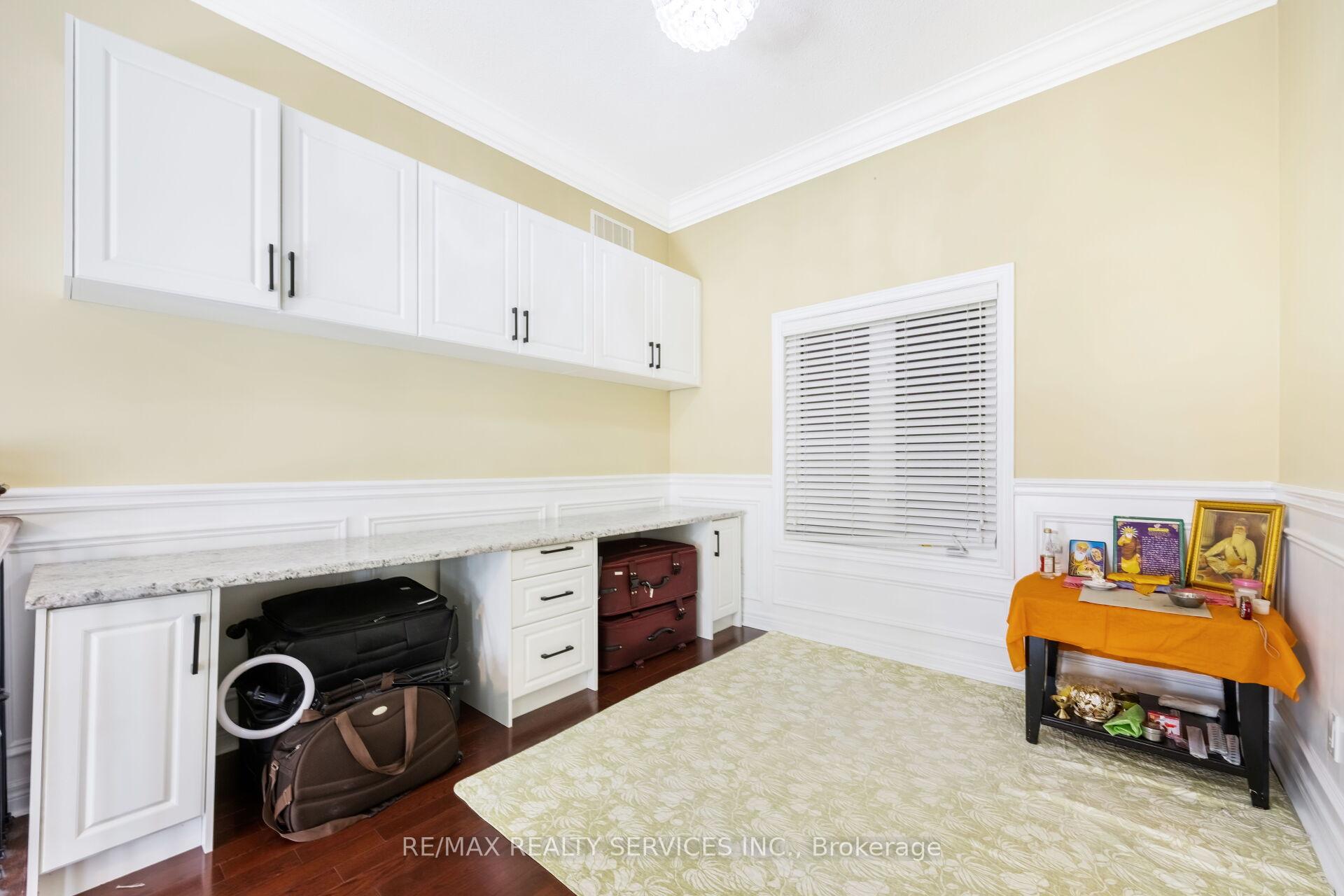 Photo 36 of 51 Midsummer Drive, Brampton, Bram East — HOMEH