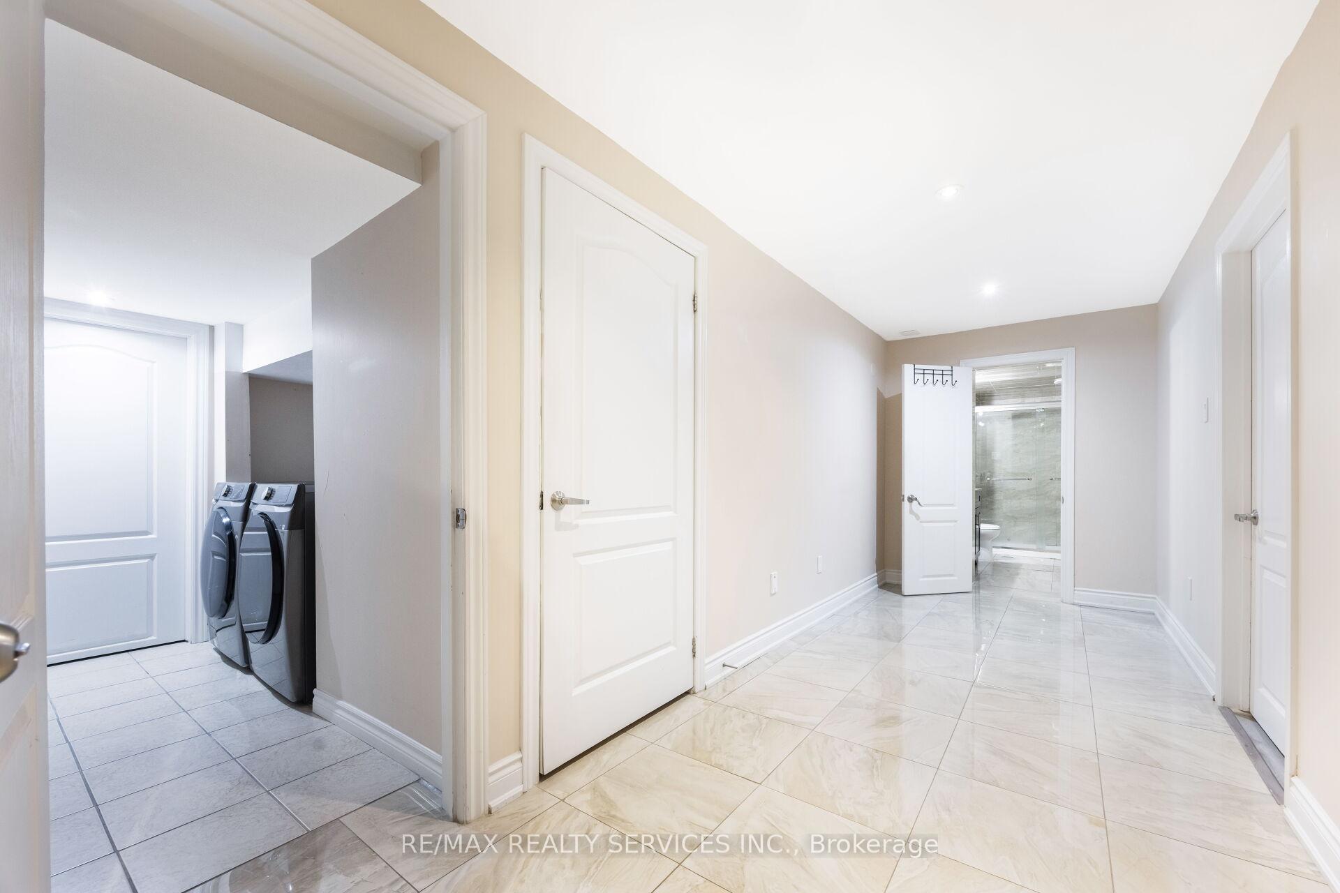 Photo 44 of 51 Midsummer Drive, Brampton, Bram East — HOMEH