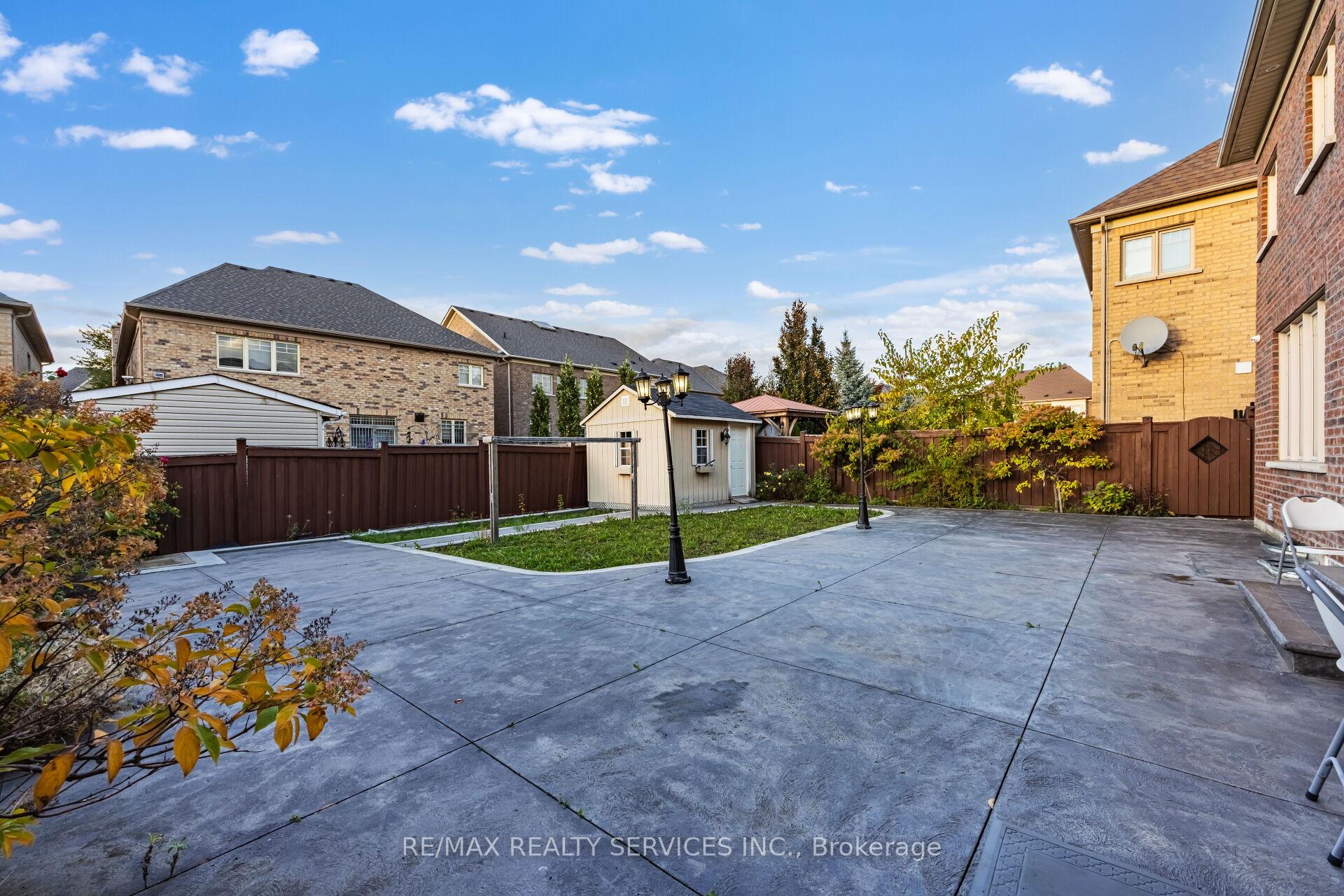 Photo 47 of 51 Midsummer Drive, Brampton, Bram East — HOMEH