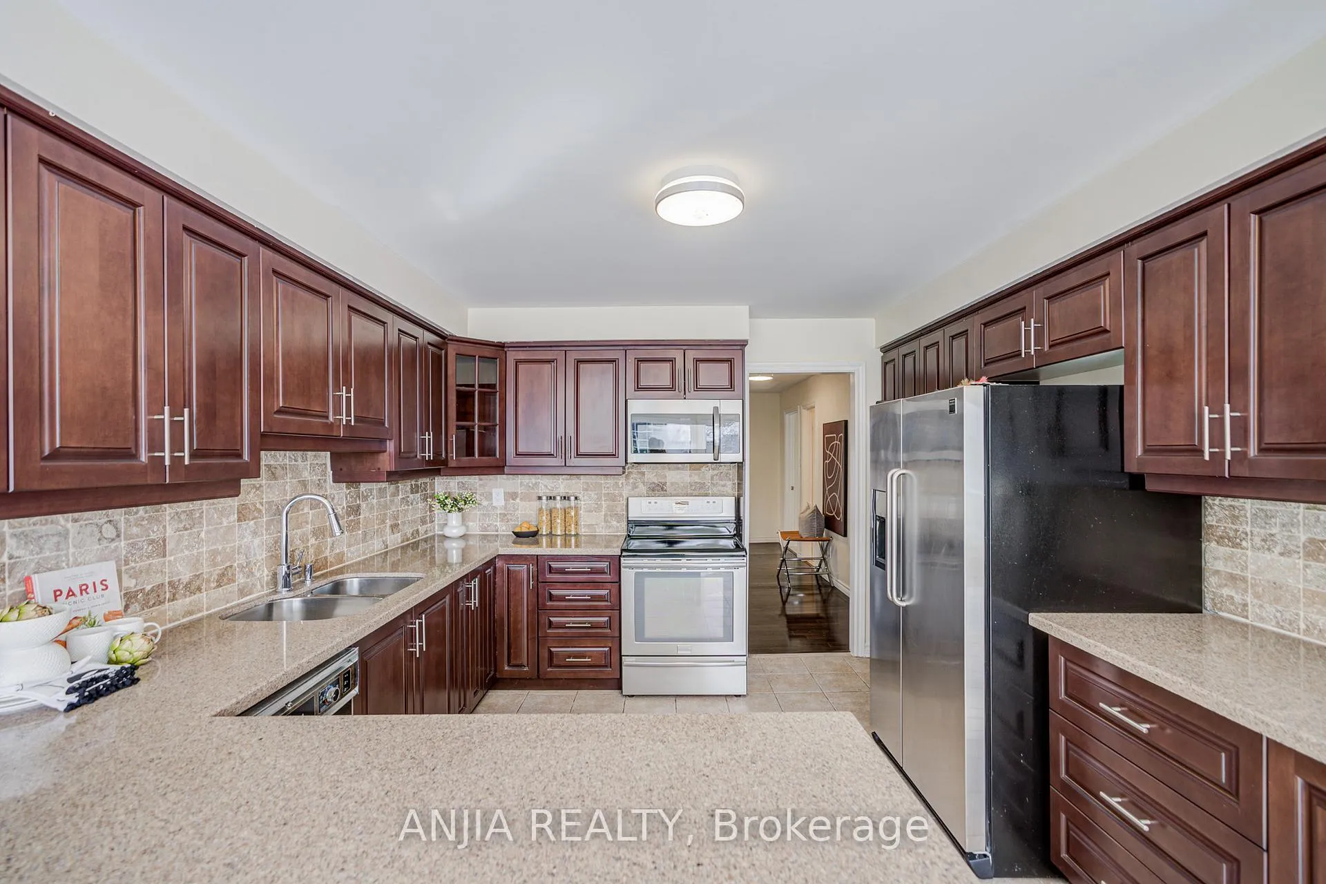 Photo 16 of 33 Havagal Crescent, Markham, Markville — HOMEH