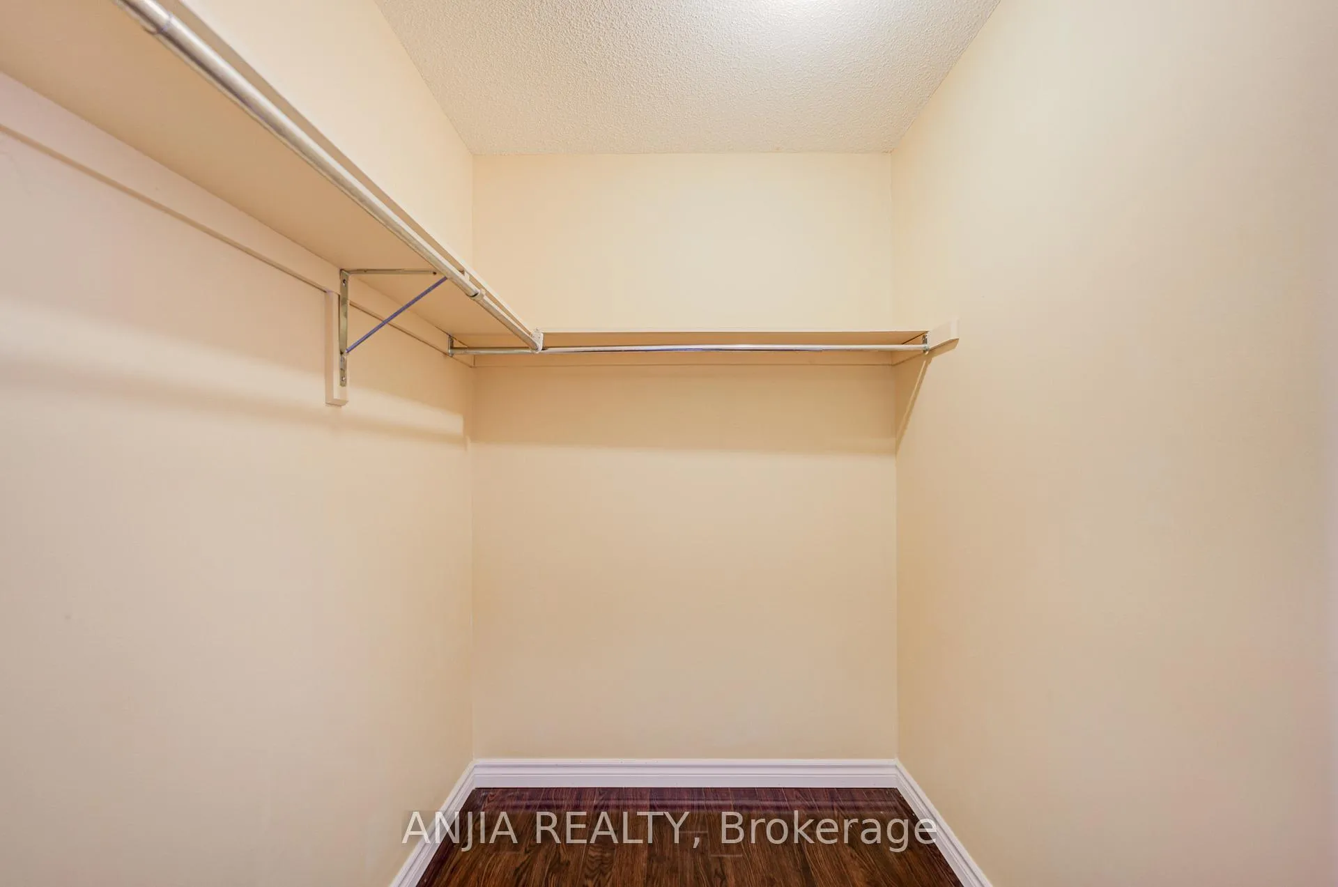 Photo 26 of 33 Havagal Crescent, Markham, Markville — HOMEH