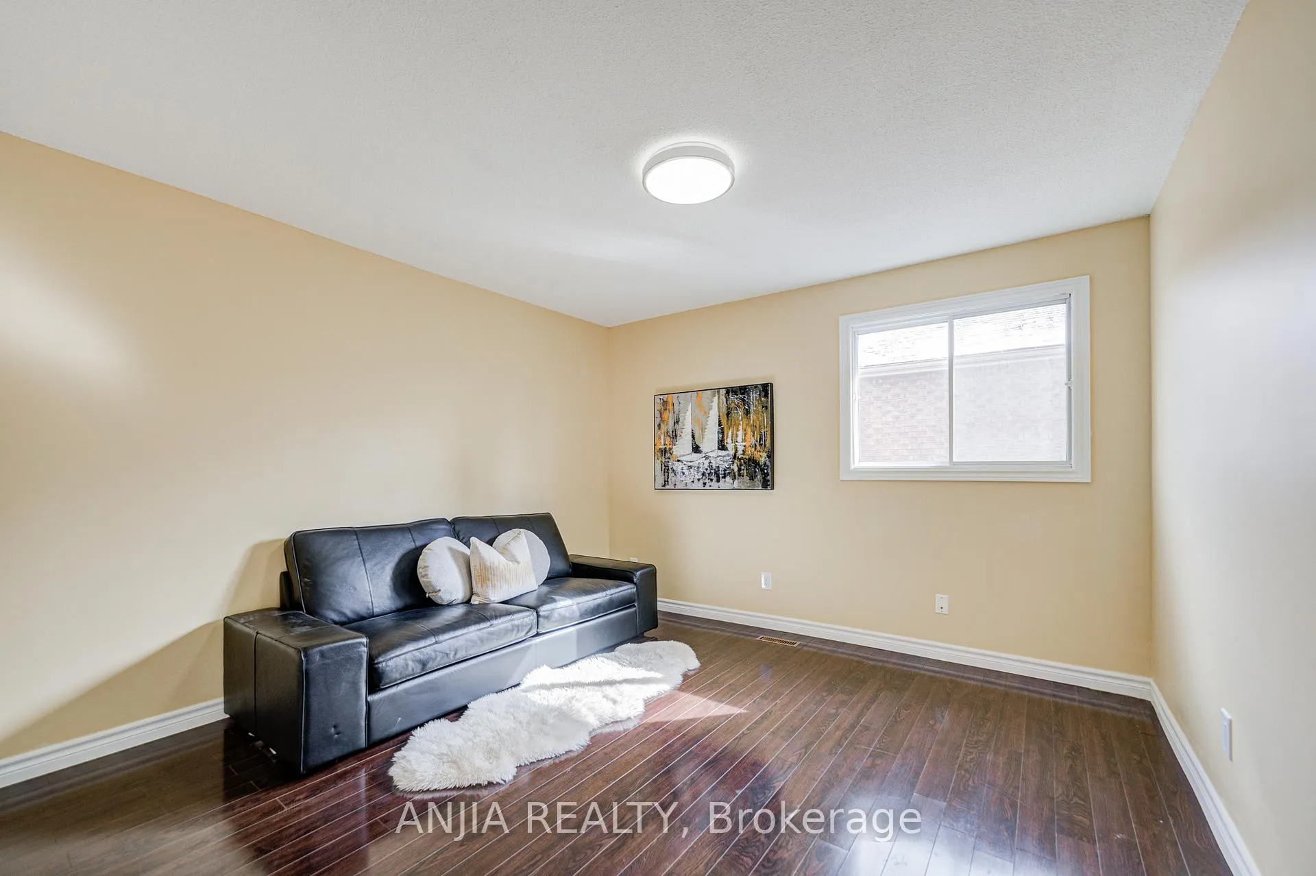 Photo 30 of 33 Havagal Crescent, Markham, Markville — HOMEH