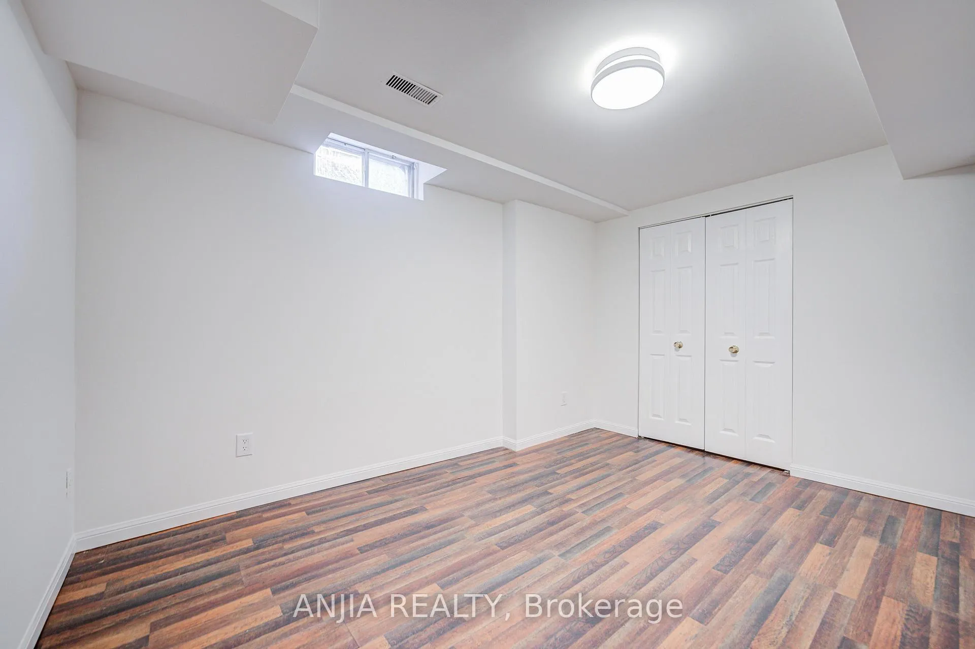 Photo 41 of 33 Havagal Crescent, Markham, Markville — HOMEH