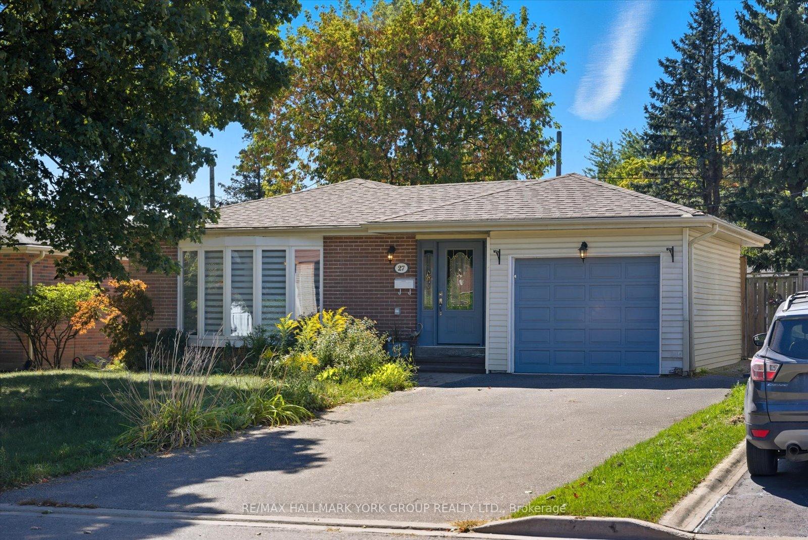 Photo 5 of 27 Bromley Crescent, Brampton, Avondale — HOMEH