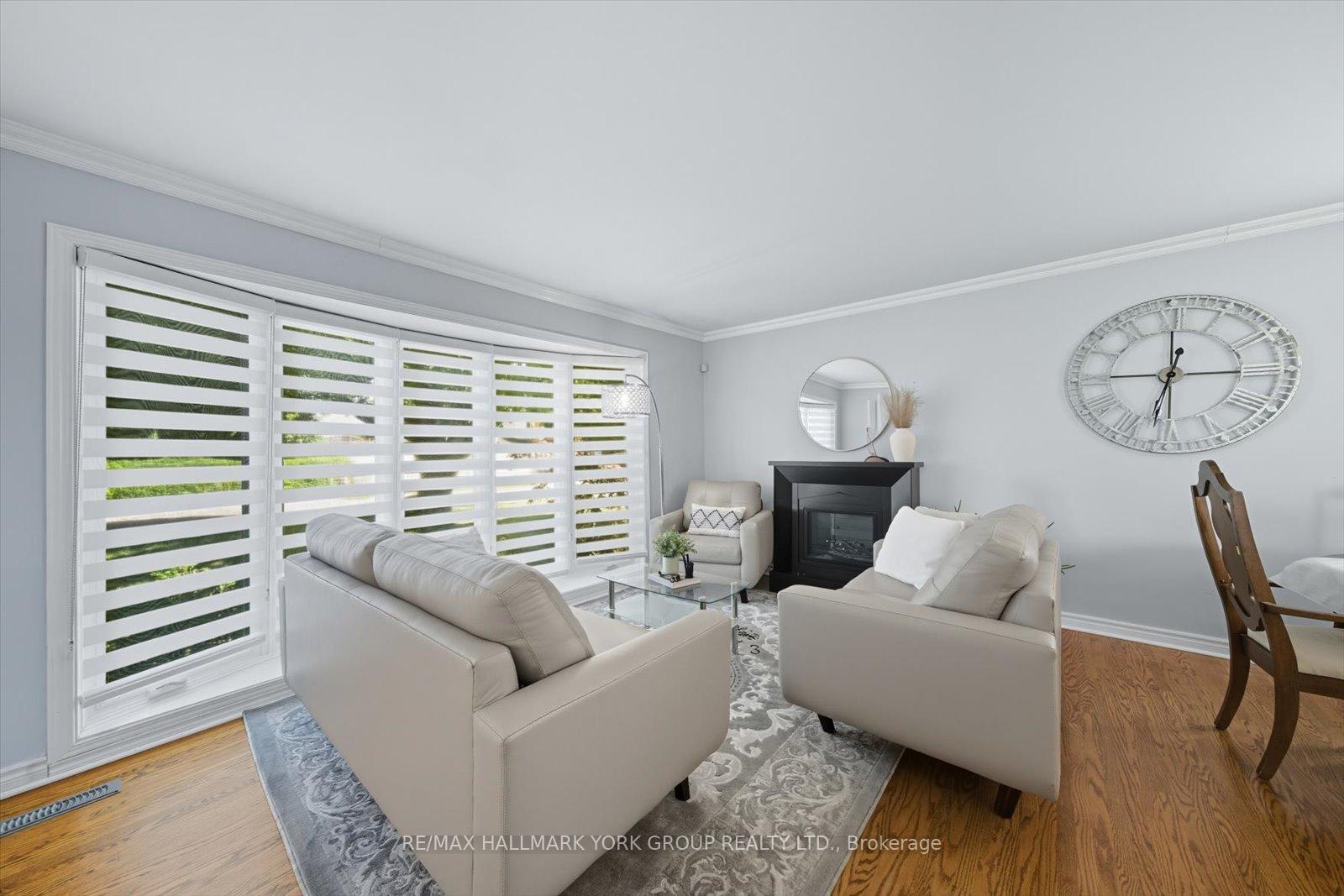 Photo 8 of 27 Bromley Crescent, Brampton, Avondale — HOMEH