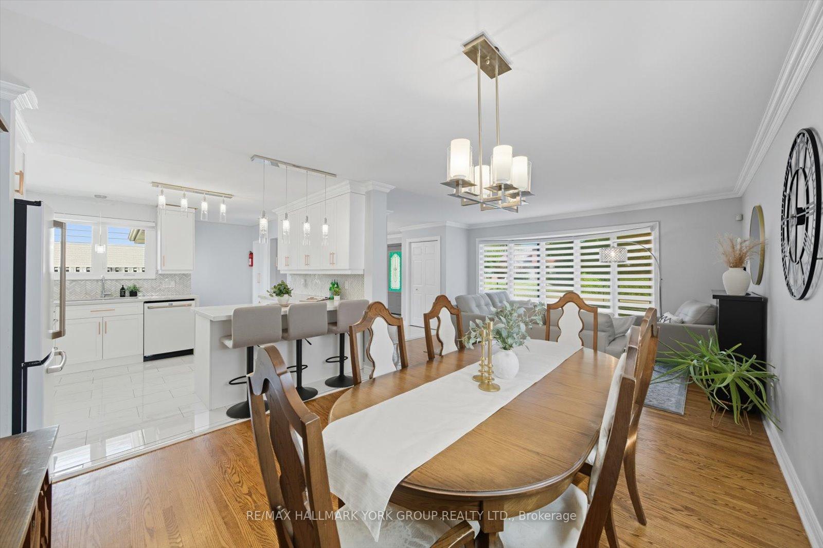 Photo 13 of 27 Bromley Crescent, Brampton, Avondale — HOMEH