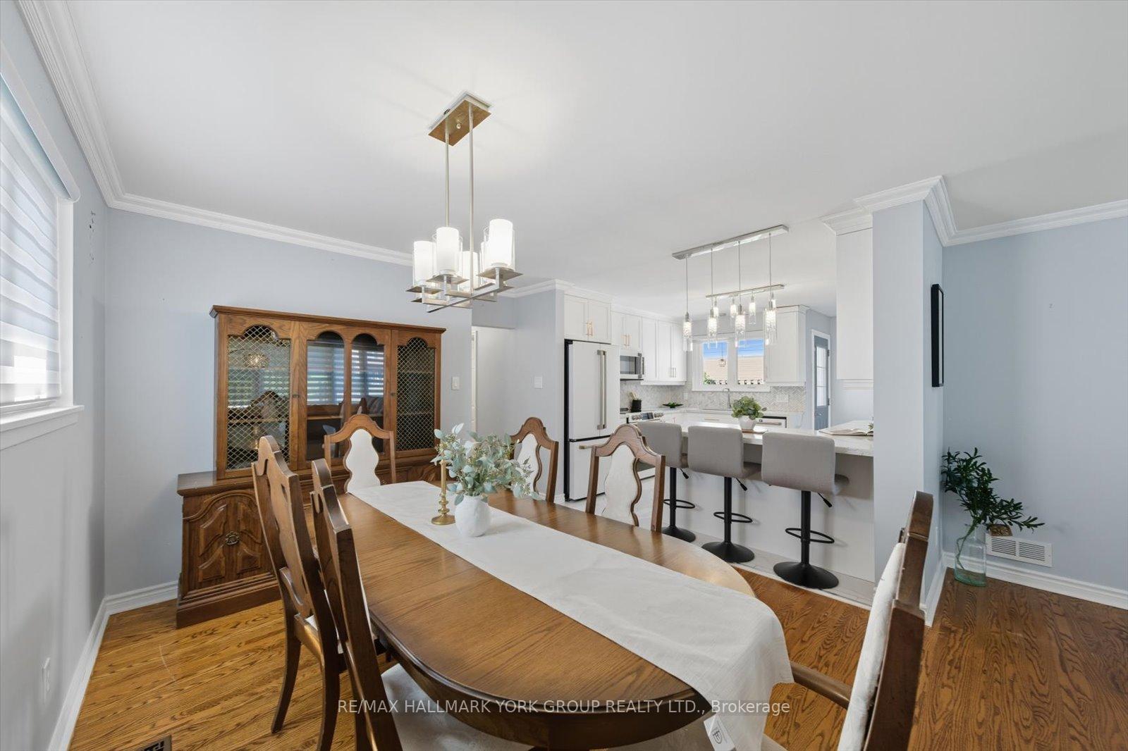 Photo 14 of 27 Bromley Crescent, Brampton, Avondale — HOMEH