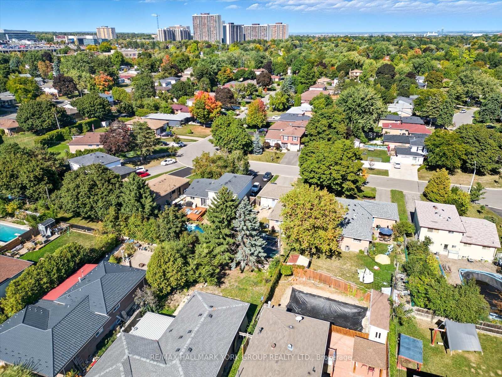 Photo 44 of 27 Bromley Crescent, Brampton, Avondale — HOMEH
