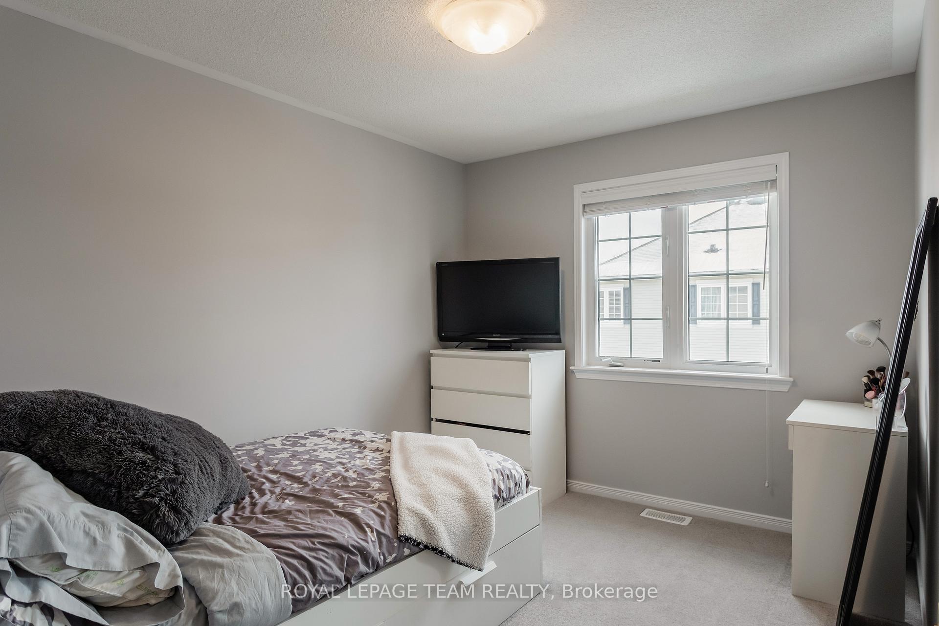 Photo 26 of 491 Ashbourne Crescent, Ottawa, Barrhaven - Stonebridge — HOMEH