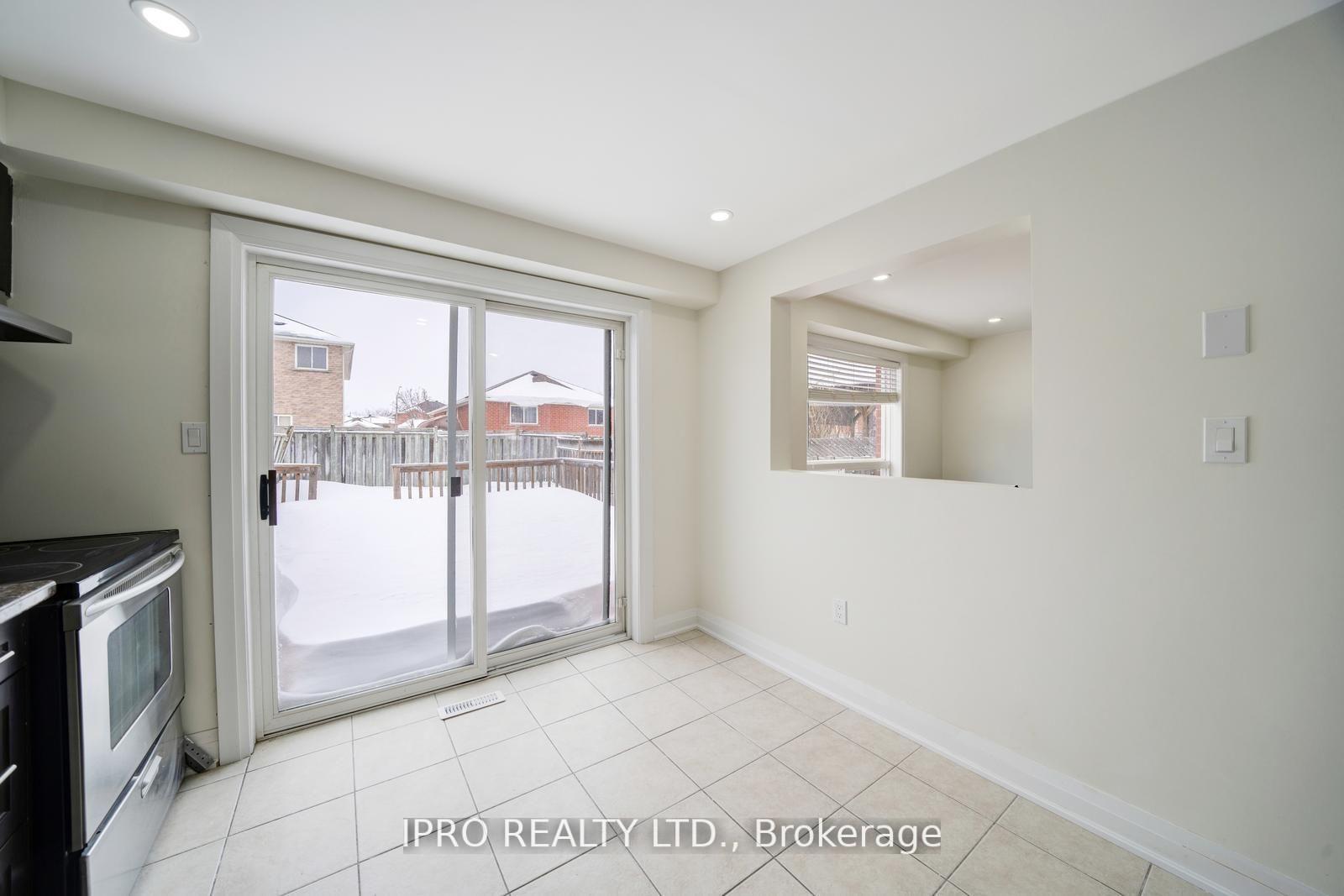 Photo 15 of 14 Weymouth Road, Barrie, Georgian Drive — HOMEH