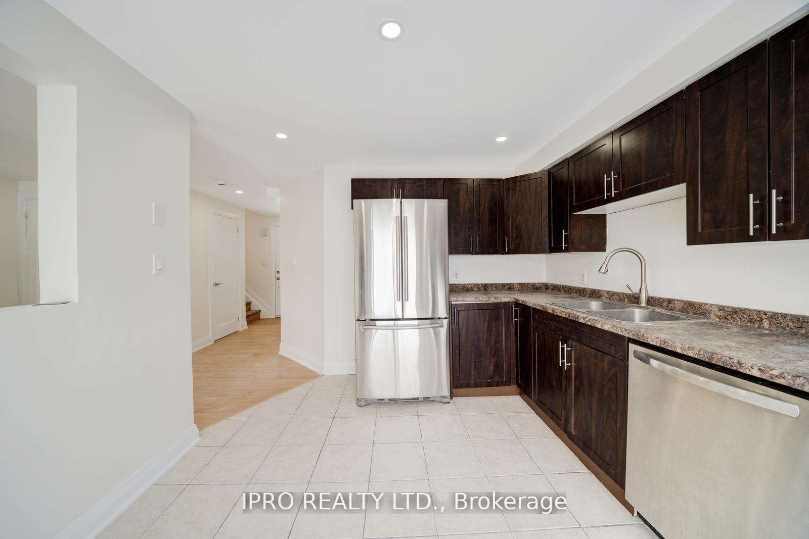 Photo 18 of 14 Weymouth Road, Barrie, Georgian Drive — HOMEH