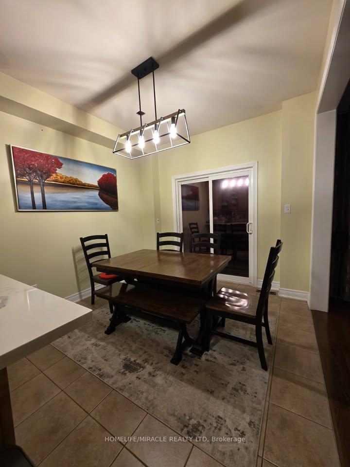 Photo 7 of 44 Tatra Crescent, Brampton, Bram West — HOMEH