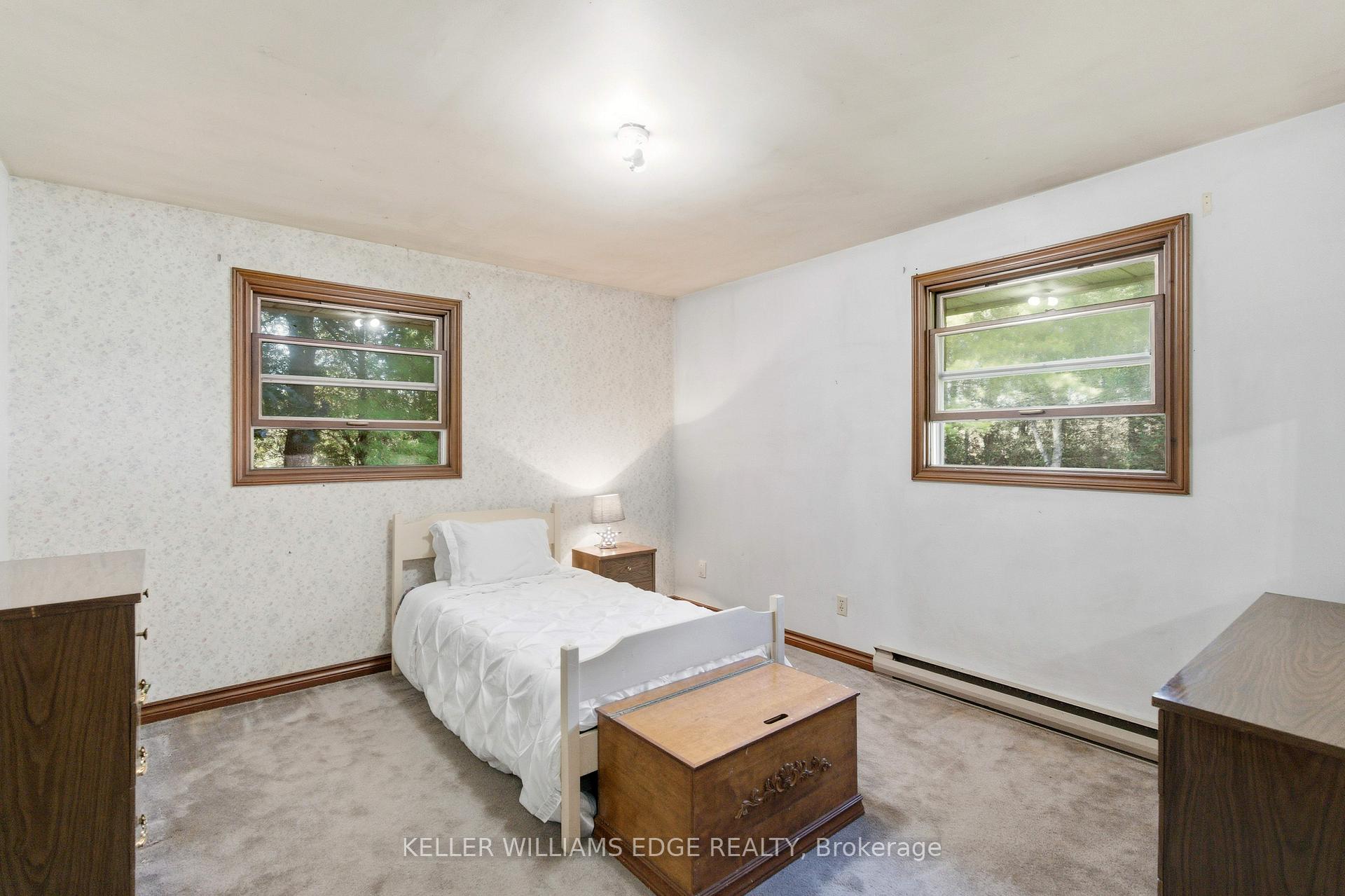 Photo 25 of 1043 Safari Road, Hamilton, Rural Flamborough — HOMEH