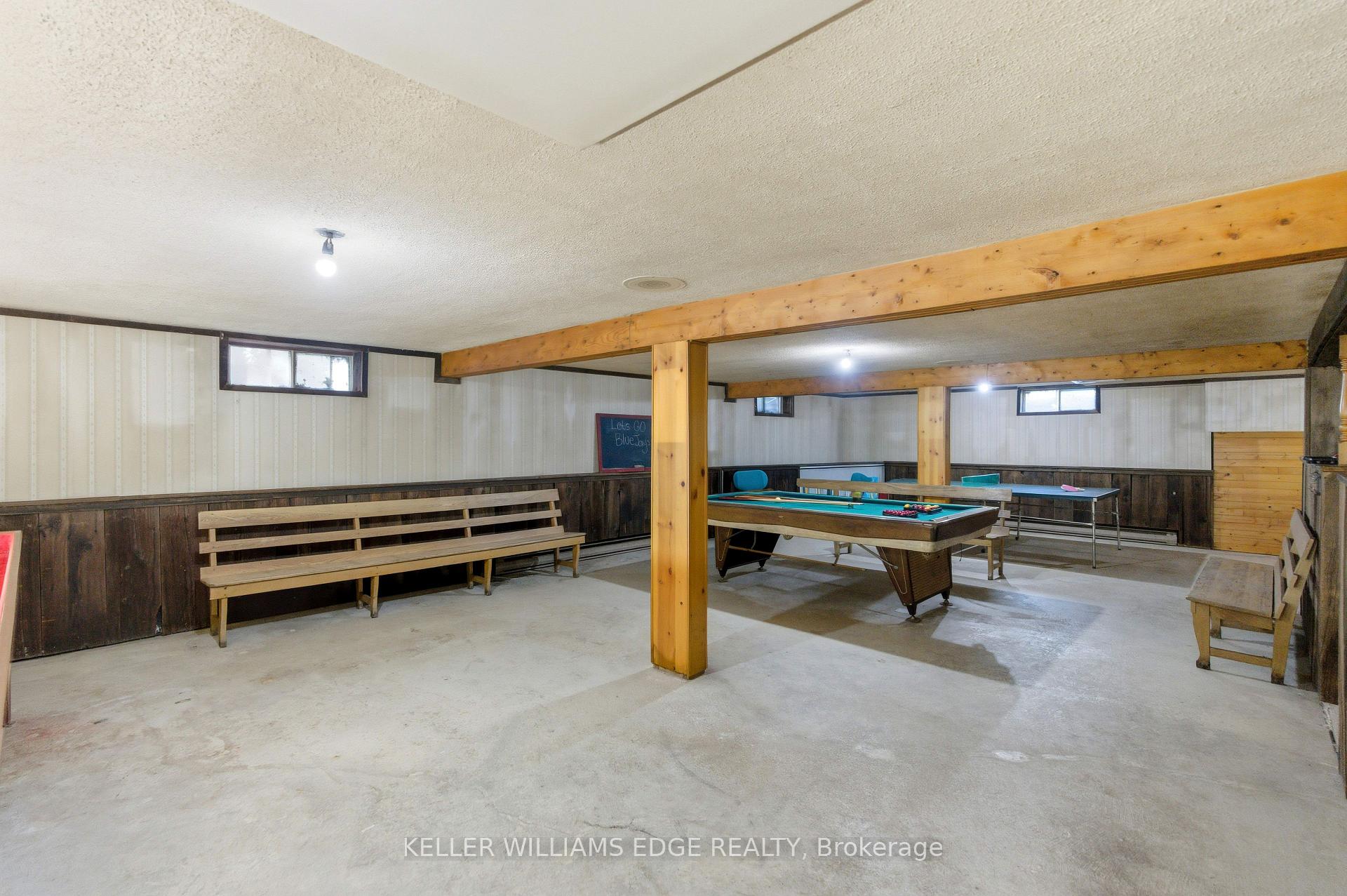 Photo 36 of 1043 Safari Road, Hamilton, Rural Flamborough — HOMEH