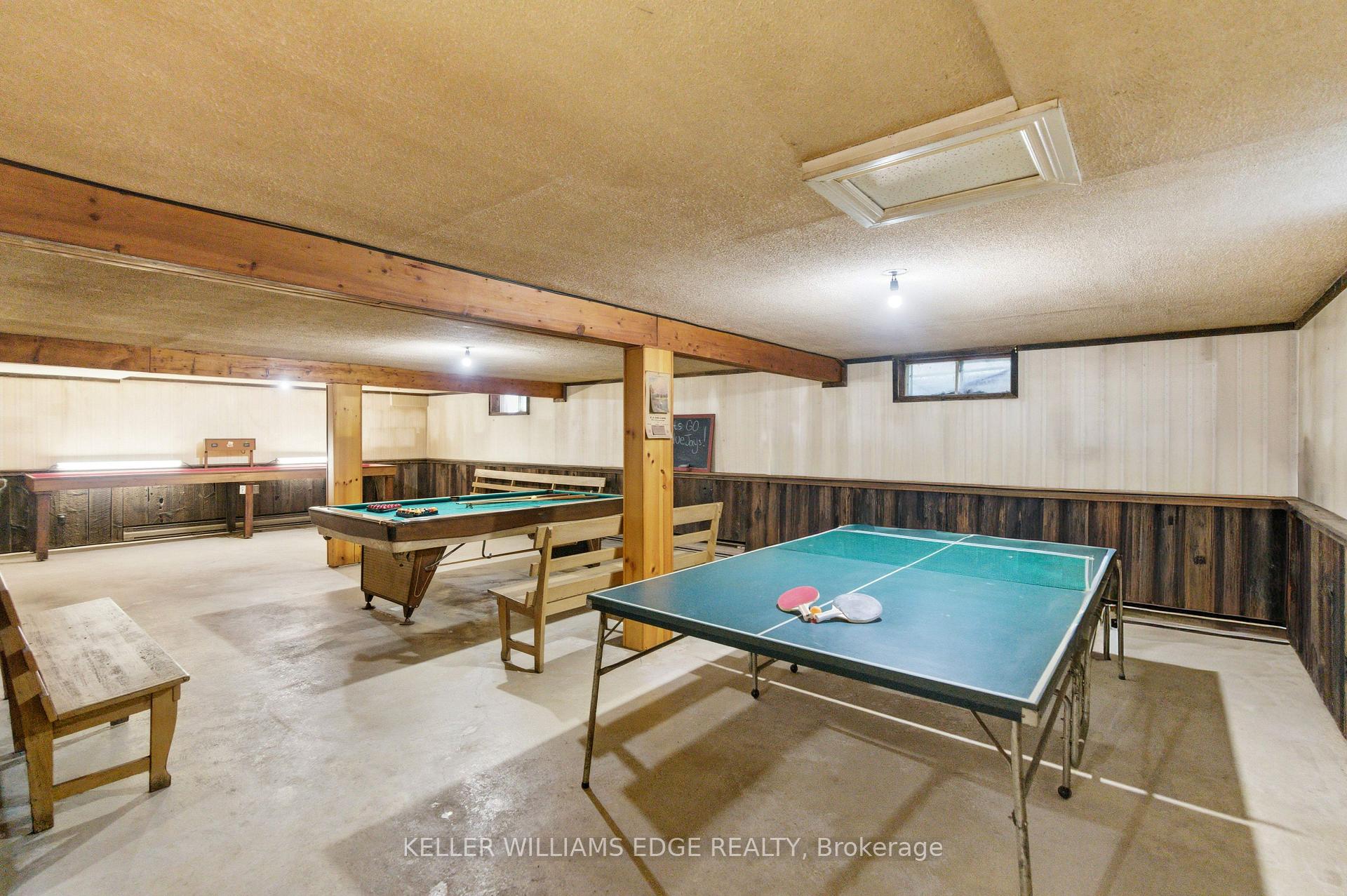 Photo 37 of 1043 Safari Road, Hamilton, Rural Flamborough — HOMEH