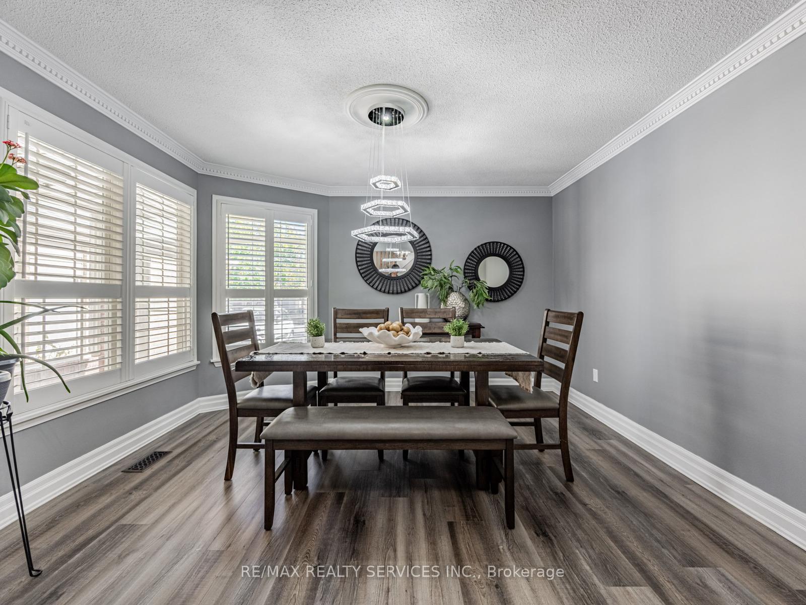 Photo 11 of 28 Lacewood Crescent, Brampton, Westgate — HOMEH