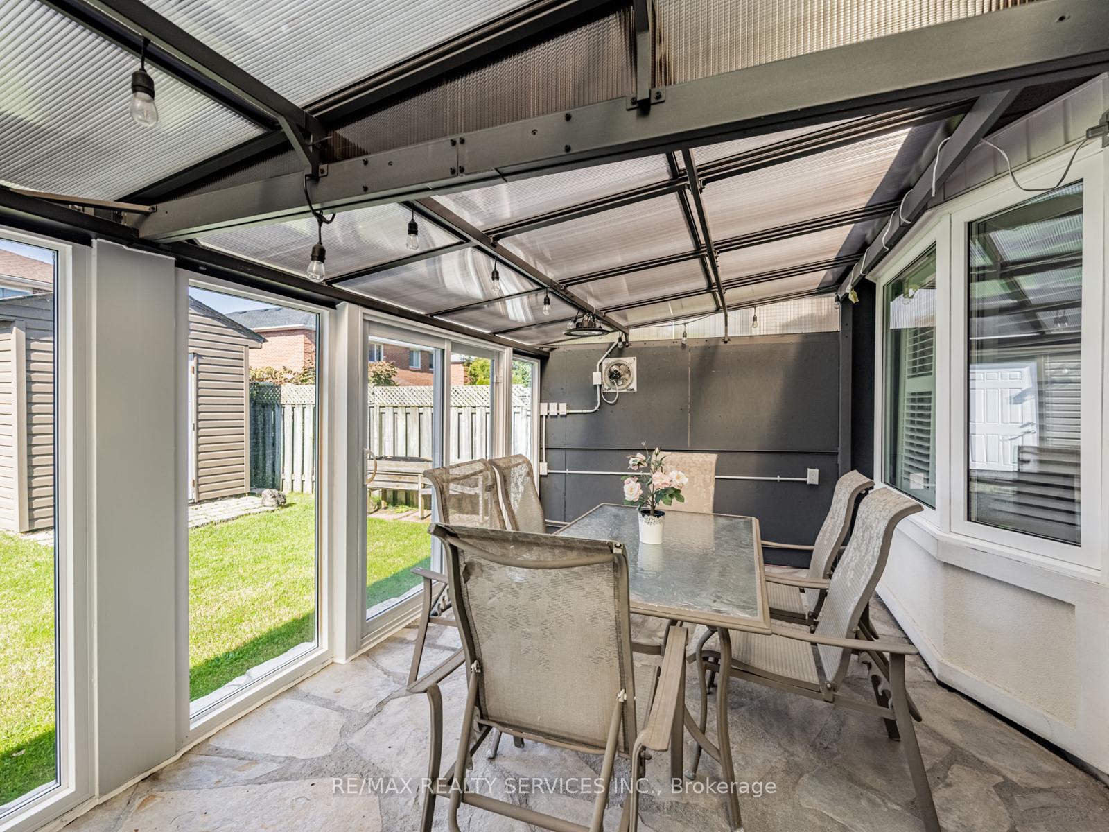 Photo 25 of 28 Lacewood Crescent, Brampton, Westgate — HOMEH