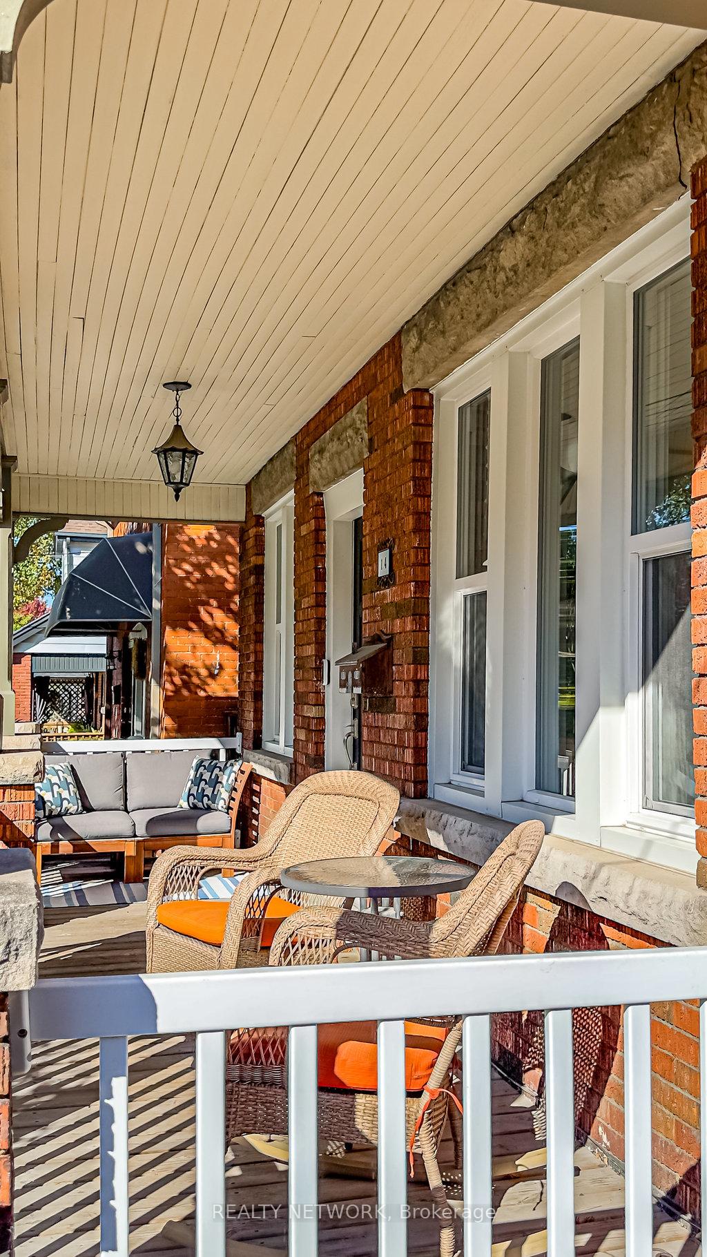 Photo 3 of 14 Glenside Avenue, Hamilton, Kirkendall — HOMEH