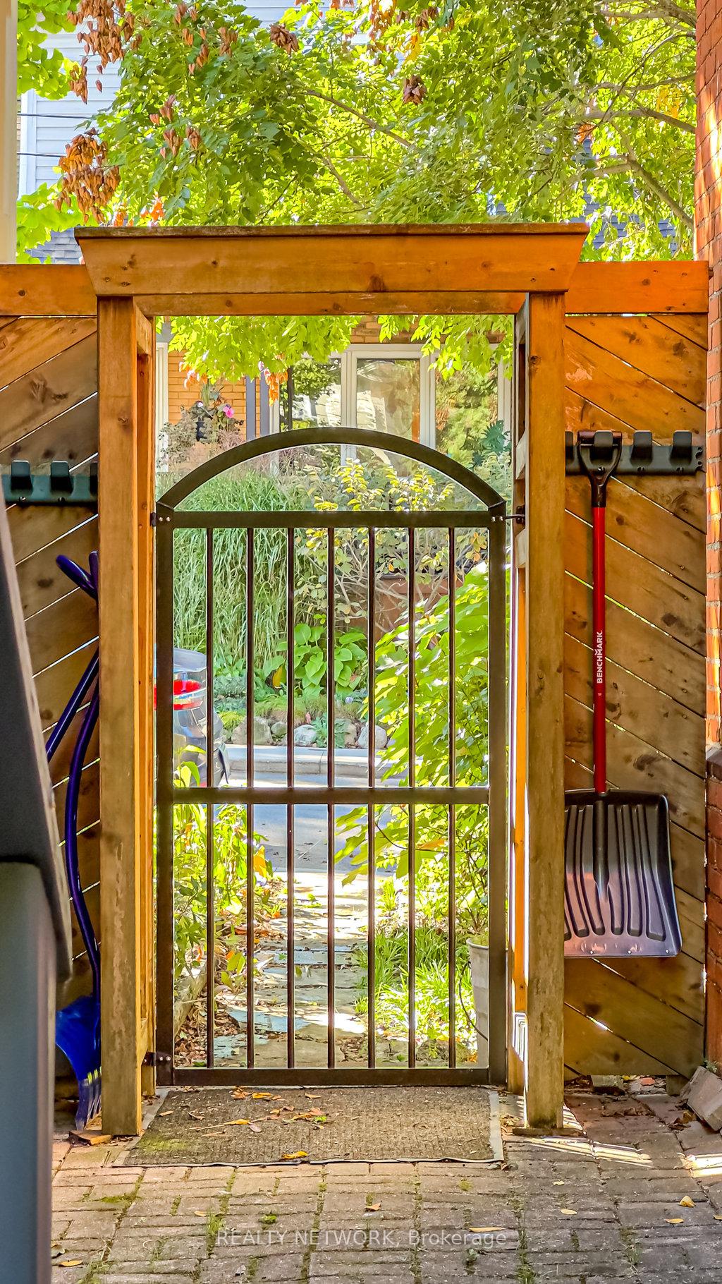 Photo 36 of 14 Glenside Avenue, Hamilton, Kirkendall — HOMEH