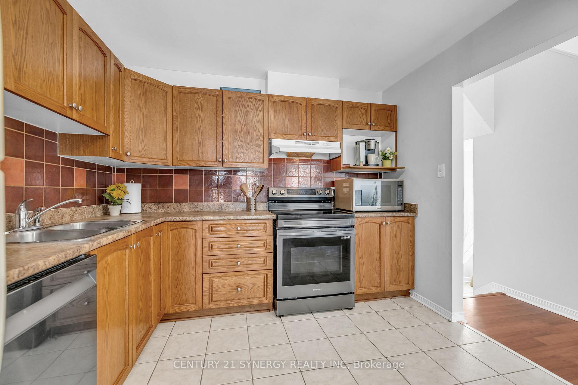 Photo 27 of 145 Oakfield Crescent, Ottawa, Barrhaven - Longfields — HOMEH