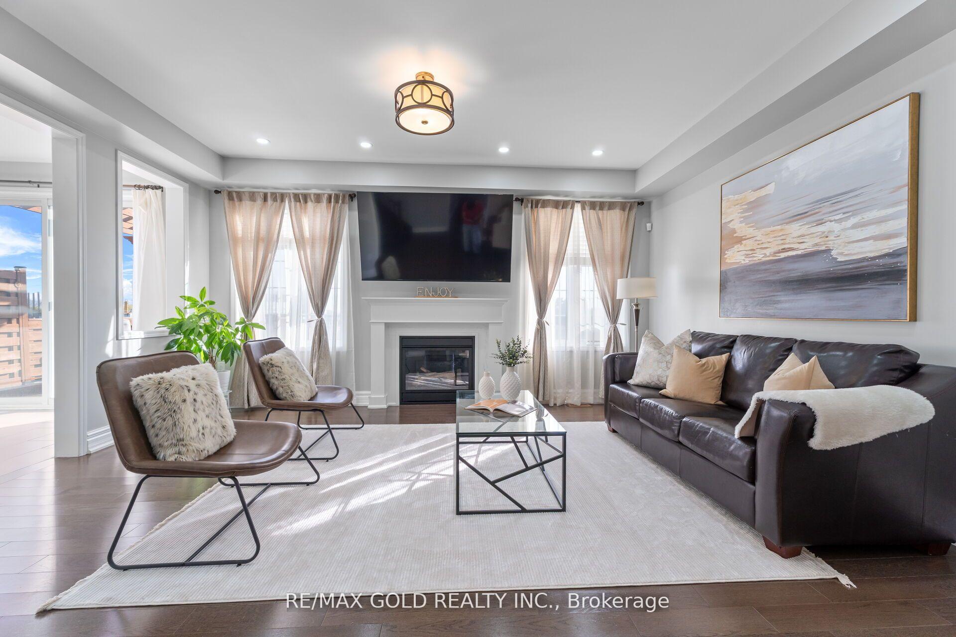 Photo 9 of 172 Tysonville Circle, Brampton, Northwest Brampton — HOMEH