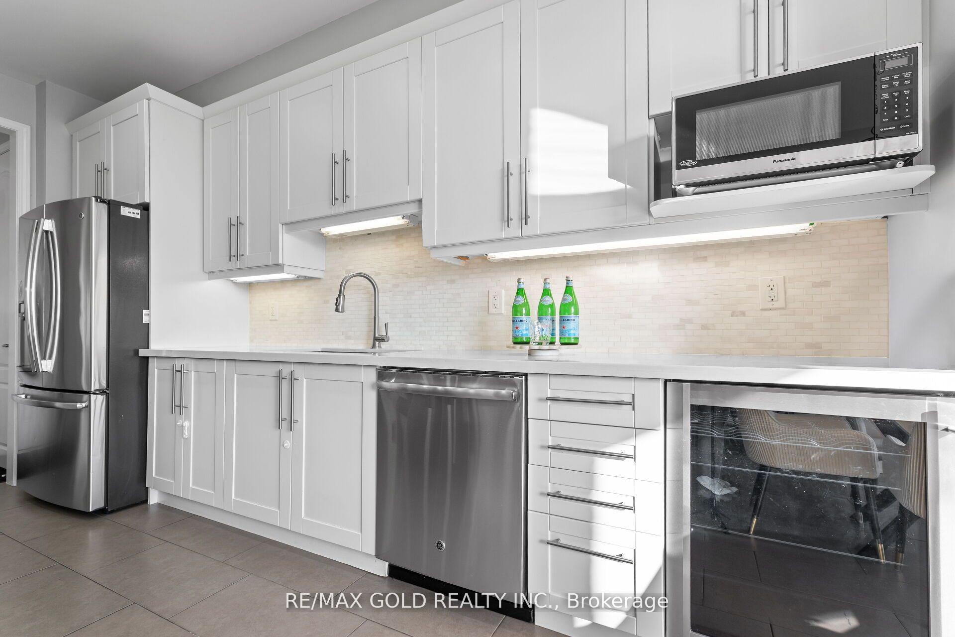 Photo 15 of 172 Tysonville Circle, Brampton, Northwest Brampton — HOMEH
