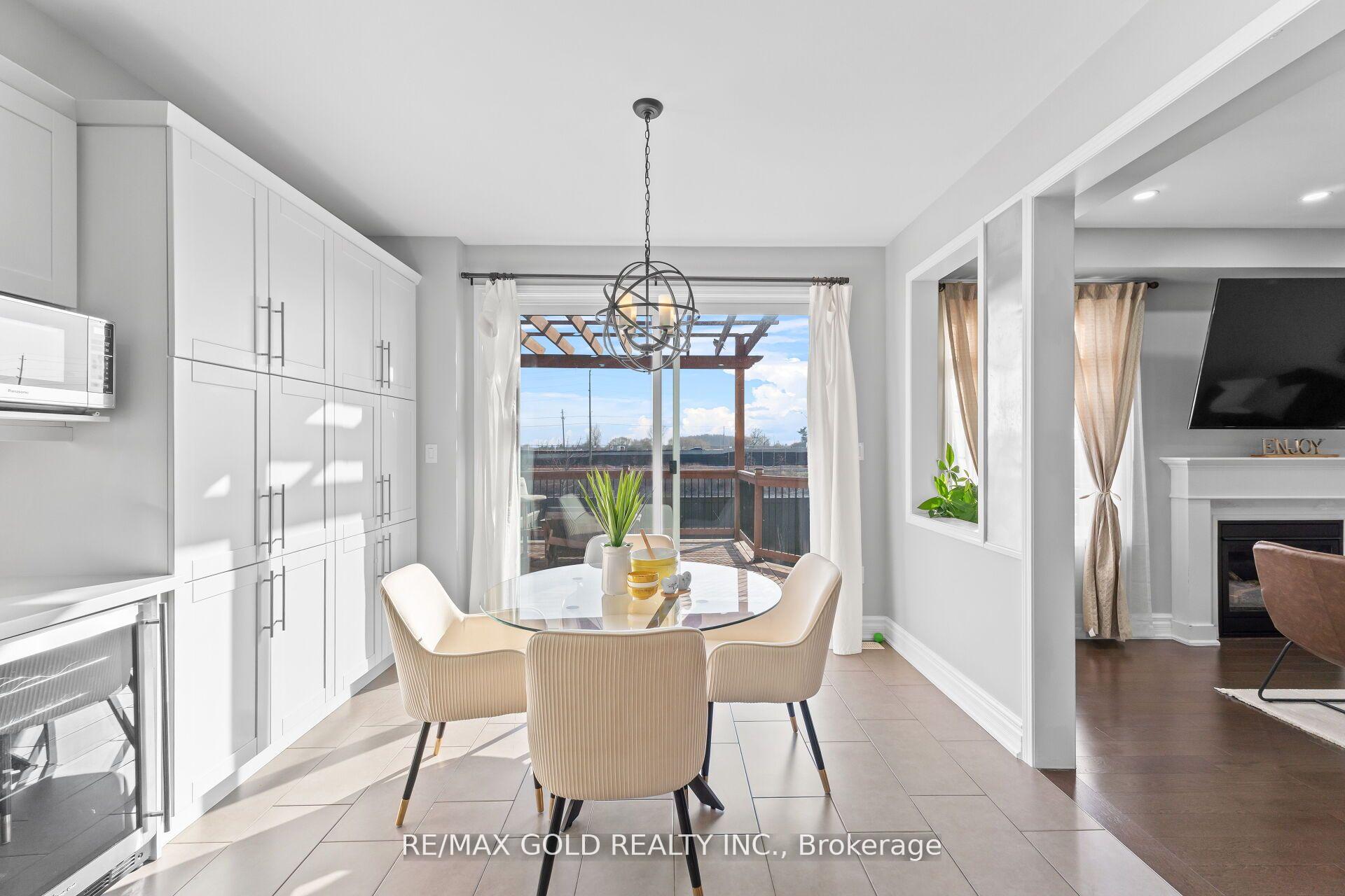 Photo 17 of 172 Tysonville Circle, Brampton, Northwest Brampton — HOMEH