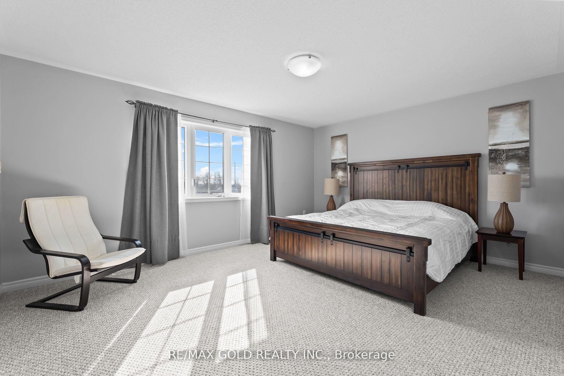Photo 23 of 172 Tysonville Circle, Brampton, Northwest Brampton — HOMEH