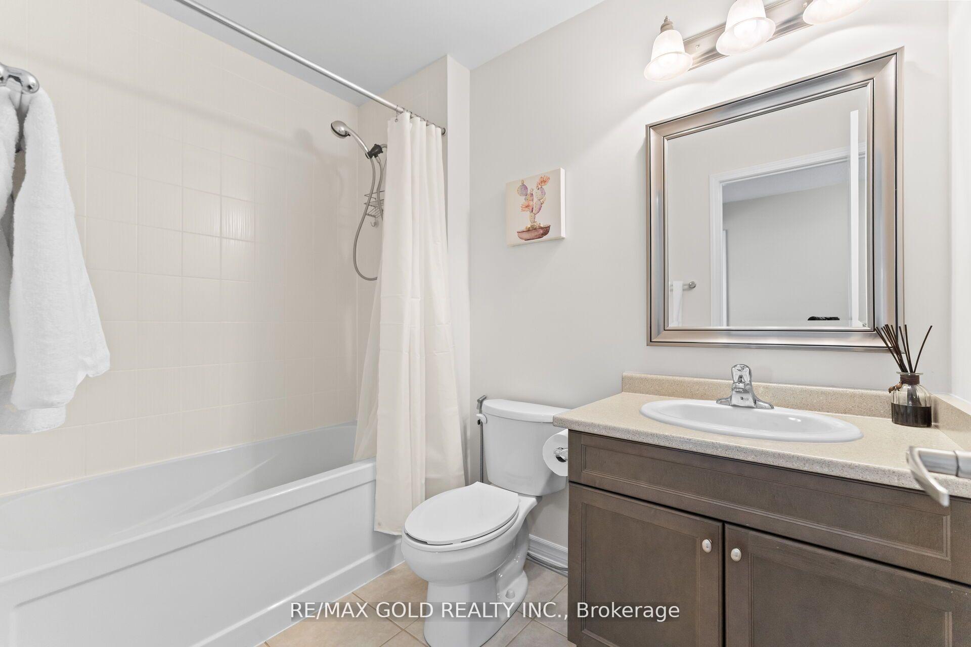 Photo 30 of 172 Tysonville Circle, Brampton, Northwest Brampton — HOMEH