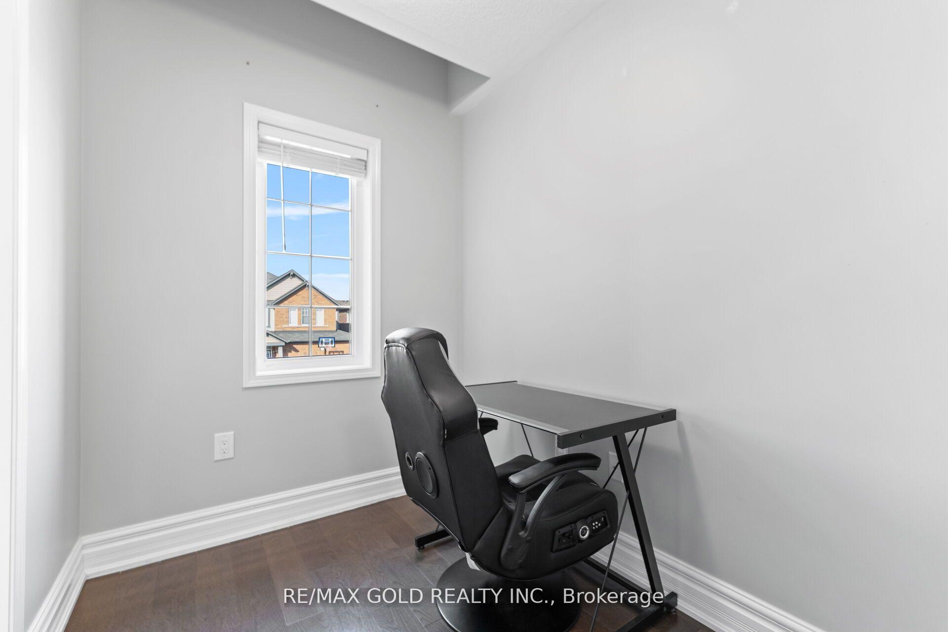 Photo 31 of 172 Tysonville Circle, Brampton, Northwest Brampton — HOMEH