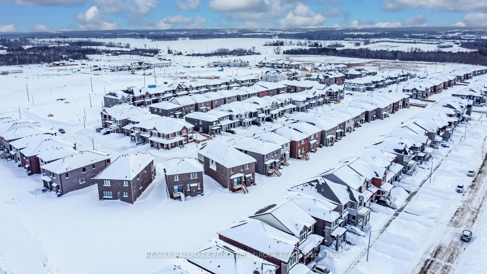 Photo 23 of 84 McBride Trail, Barrie, Rural Barrie Southeast — HOMEH