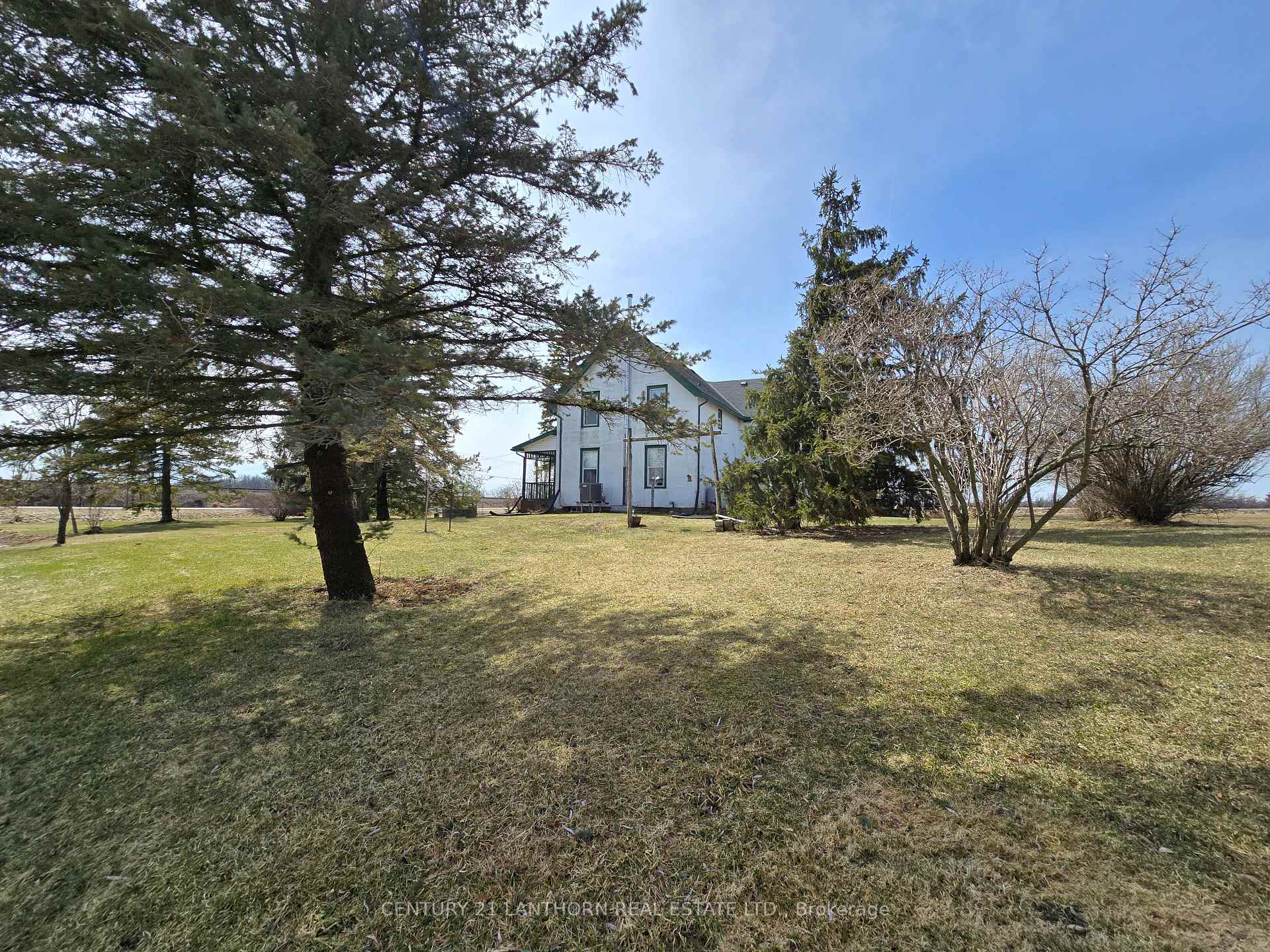 Photo 5 of 689 Airport Parkway, Belleville, Belleville Ward — HOMEH