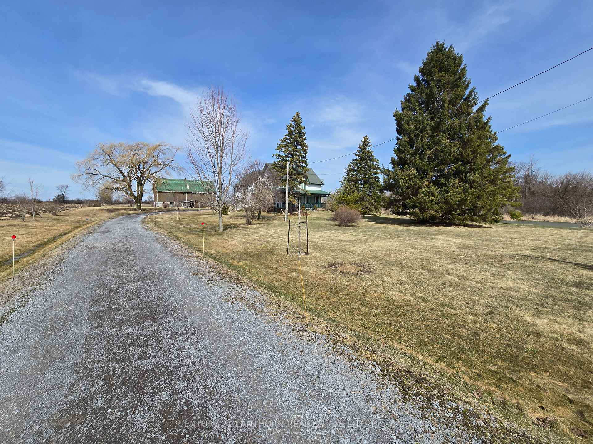 Photo 9 of 689 Airport Parkway, Belleville, Belleville Ward — HOMEH