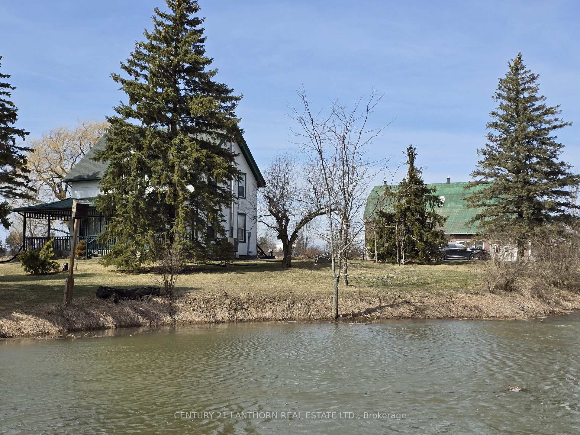 Photo 40 of 689 Airport Parkway, Belleville, Belleville Ward — HOMEH