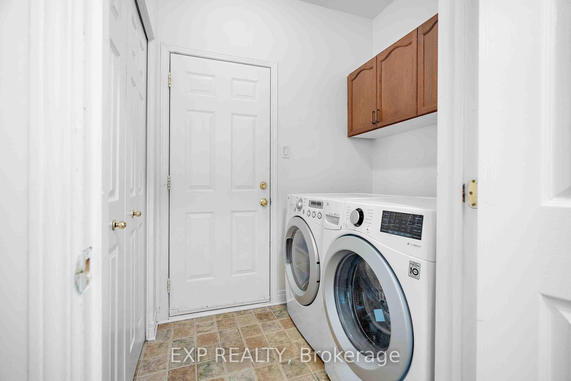 Photo 5 of 94 Upney Drive, Ottawa, Barrhaven - Longfields — HOMEH